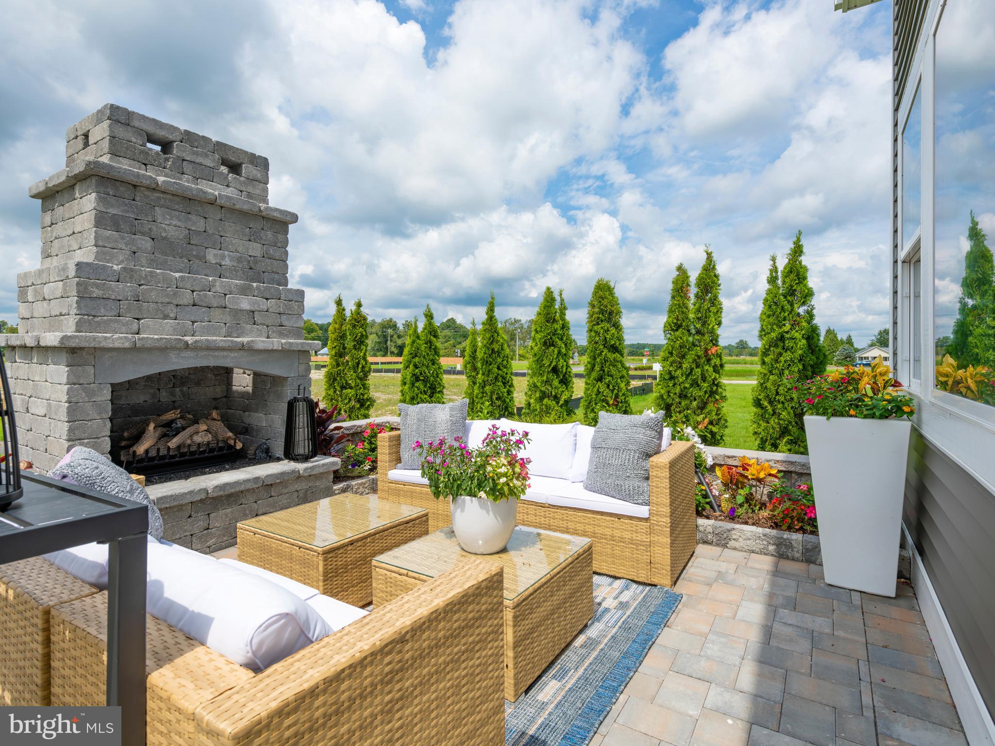 BLACK OAK - Residential