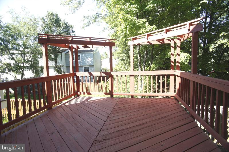 LITTLE ROCKY RUN - Residential