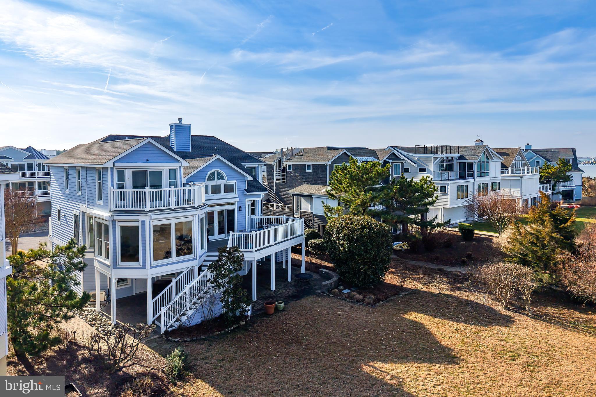 CAPE SHORES - Residential