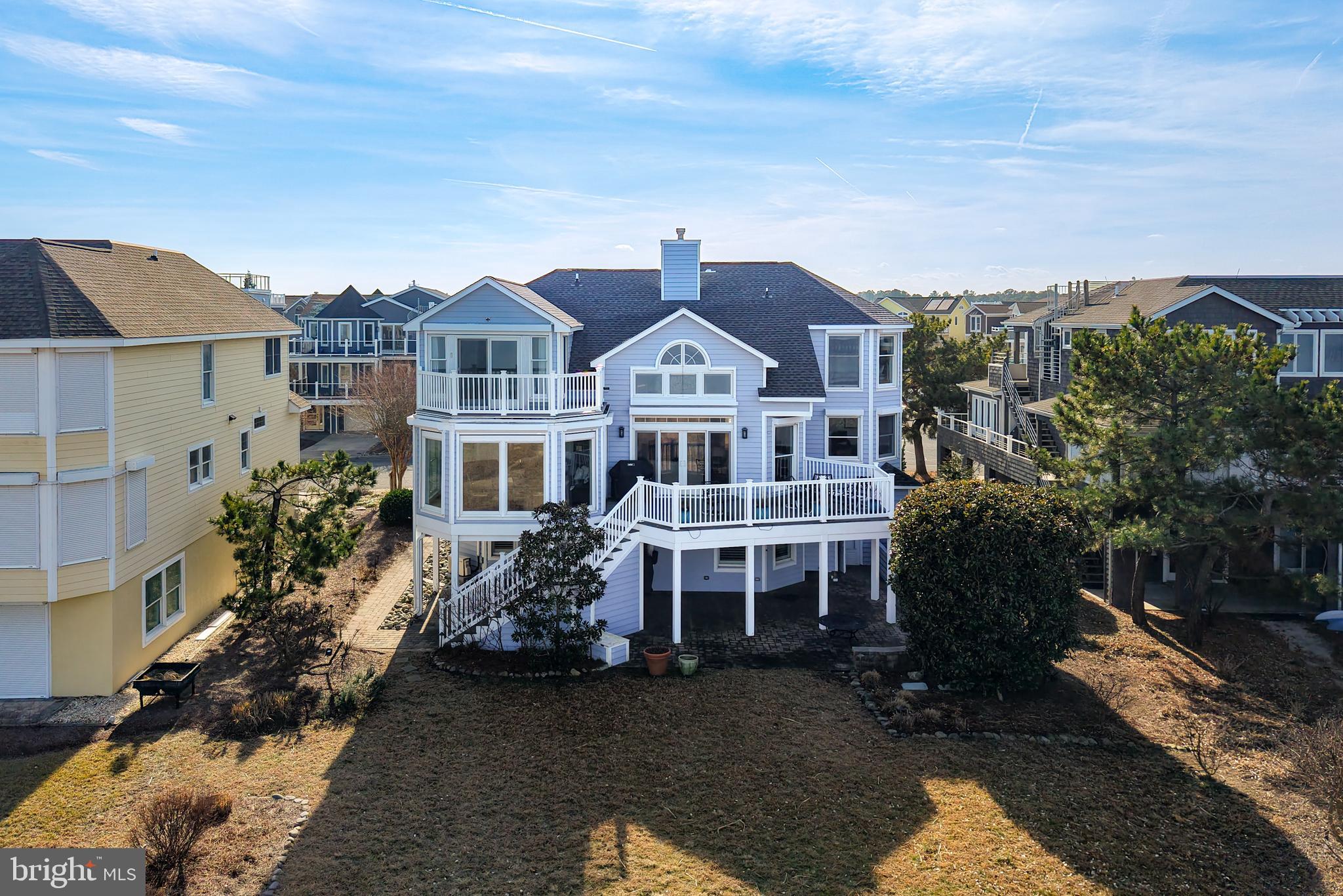 CAPE SHORES - Residential