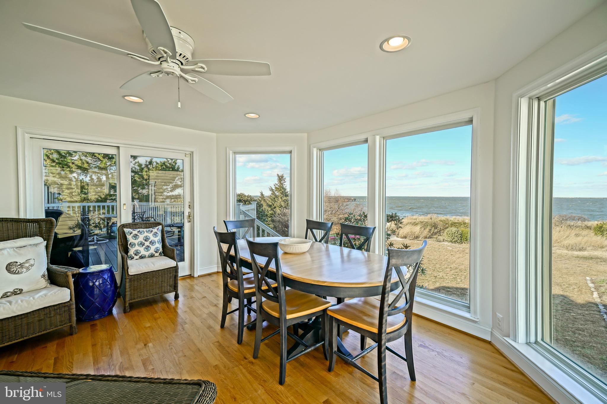 CAPE SHORES - Residential