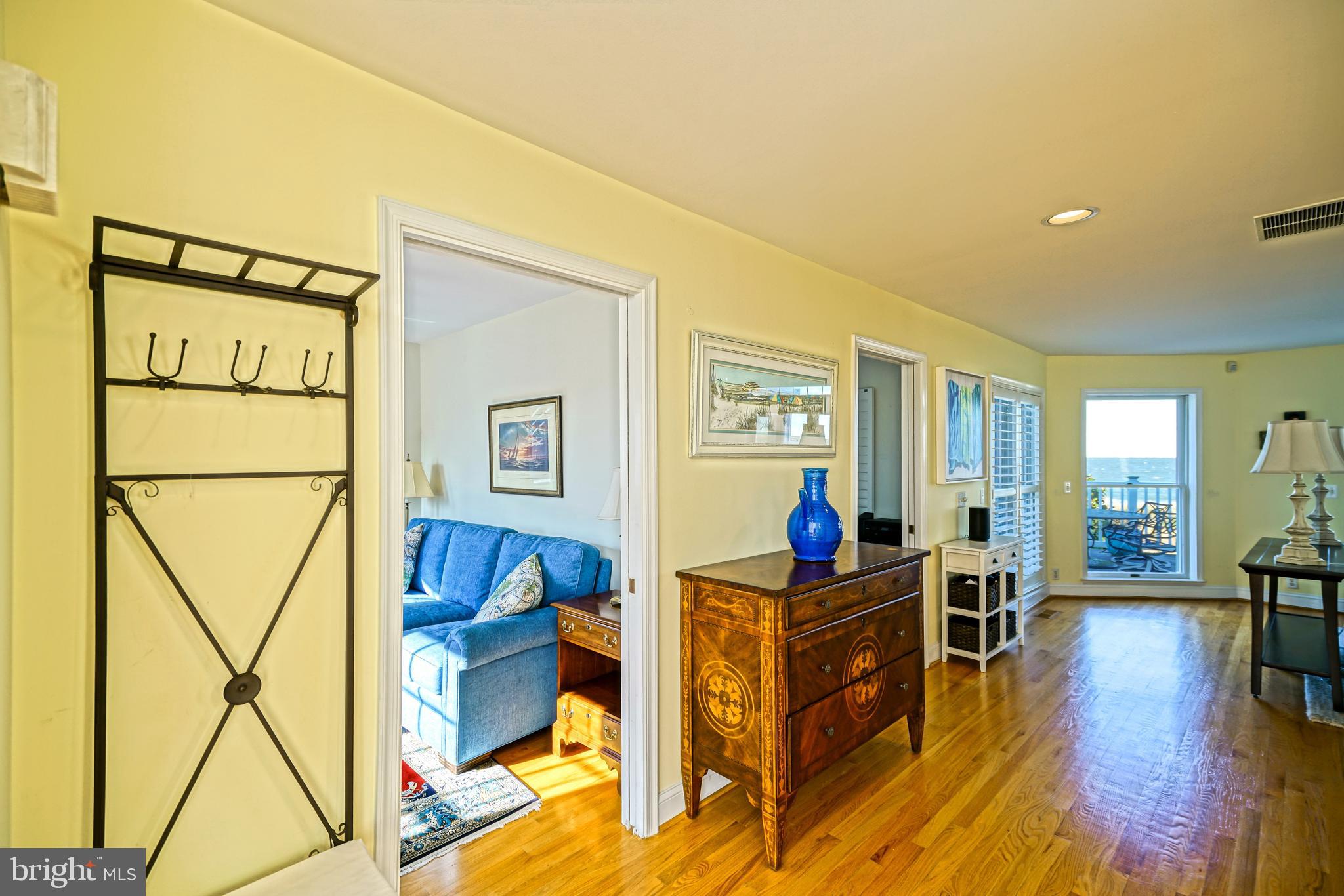 CAPE SHORES - Residential