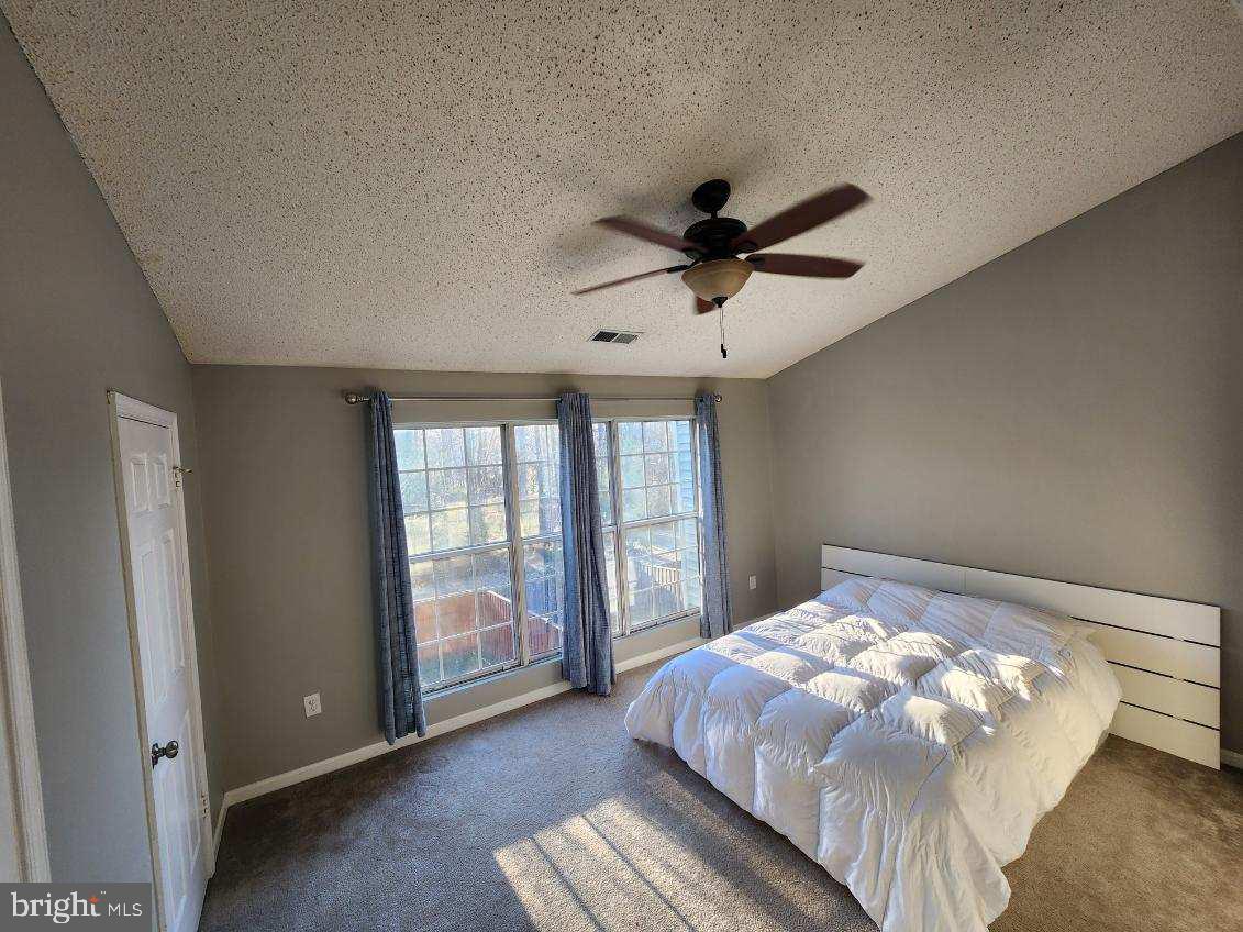 WOODSTONE - Residential Lease