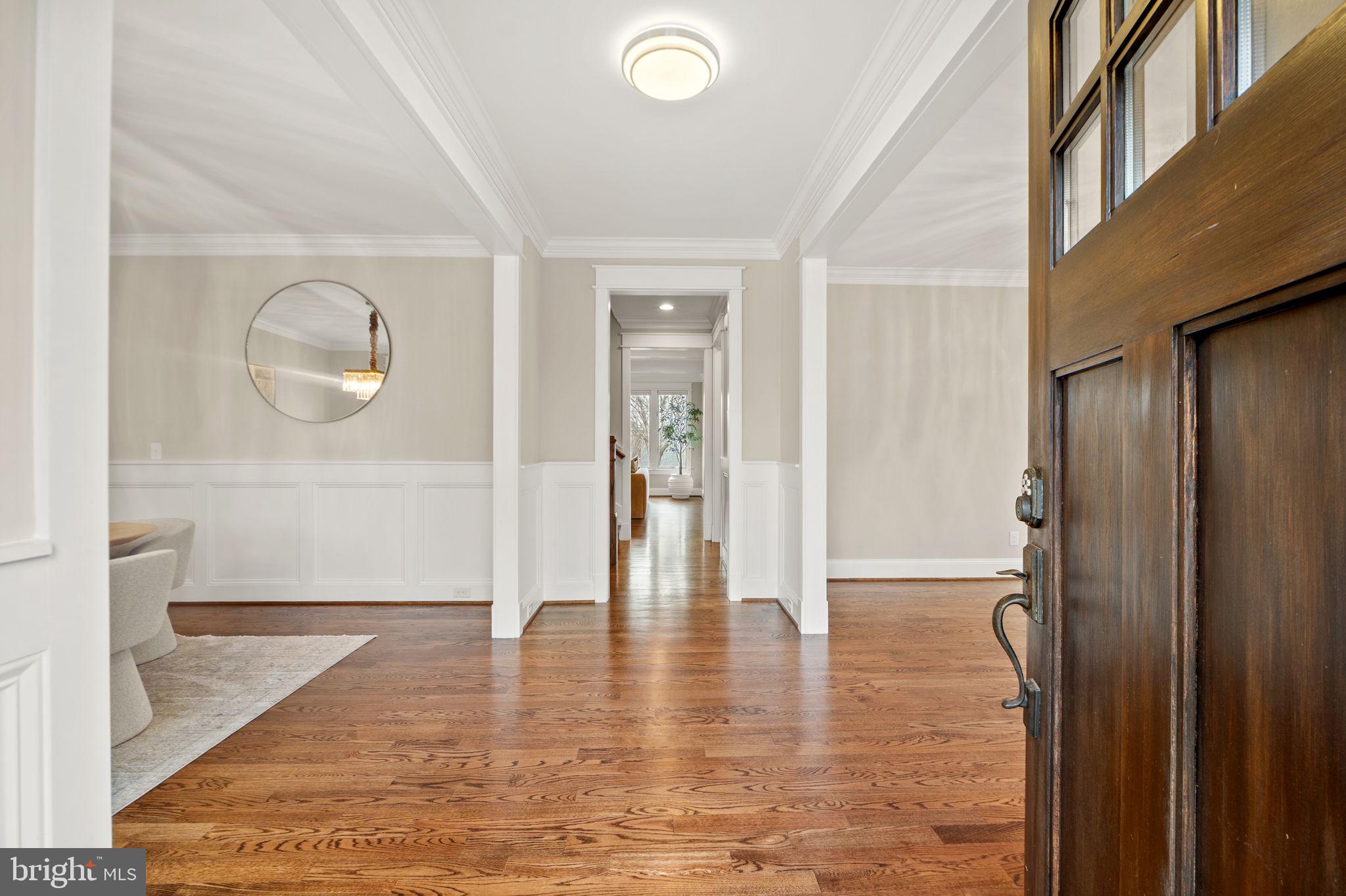 HILLSIDE MANOR - Residential