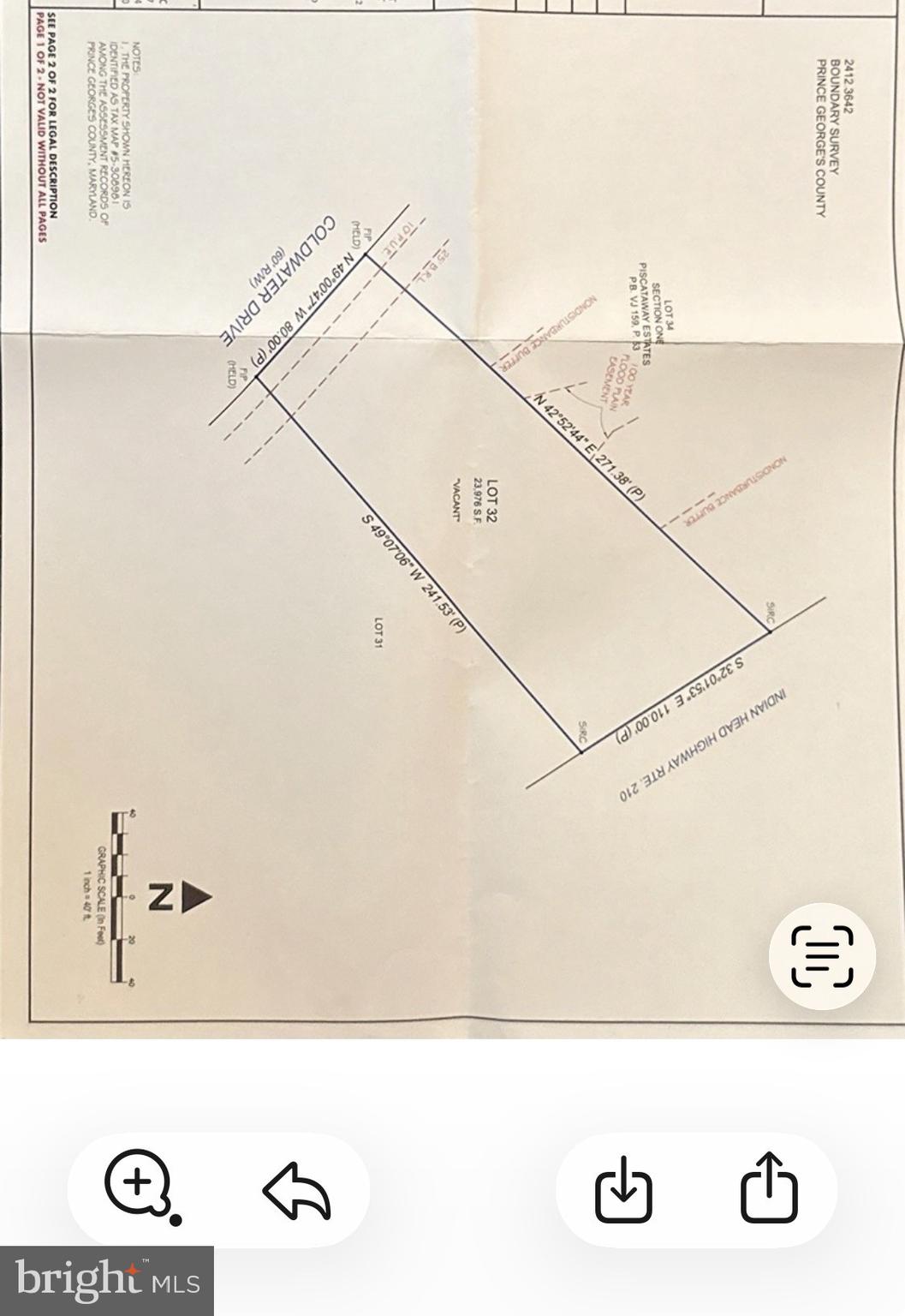 Main image without alt text