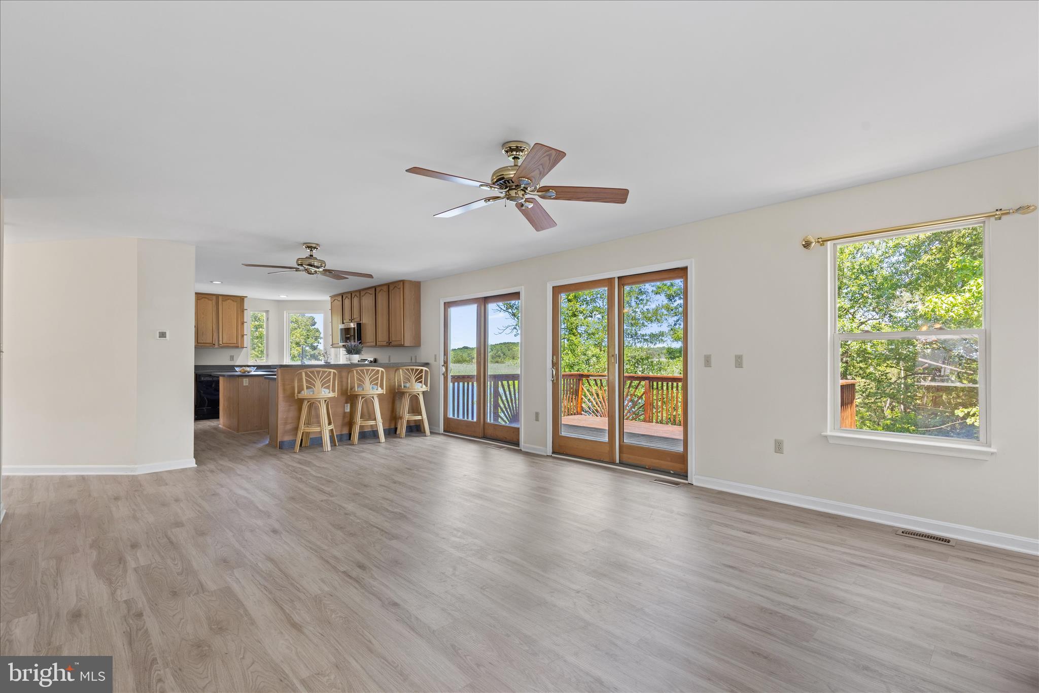 FRANKLIN MANOR BEACH - Residential