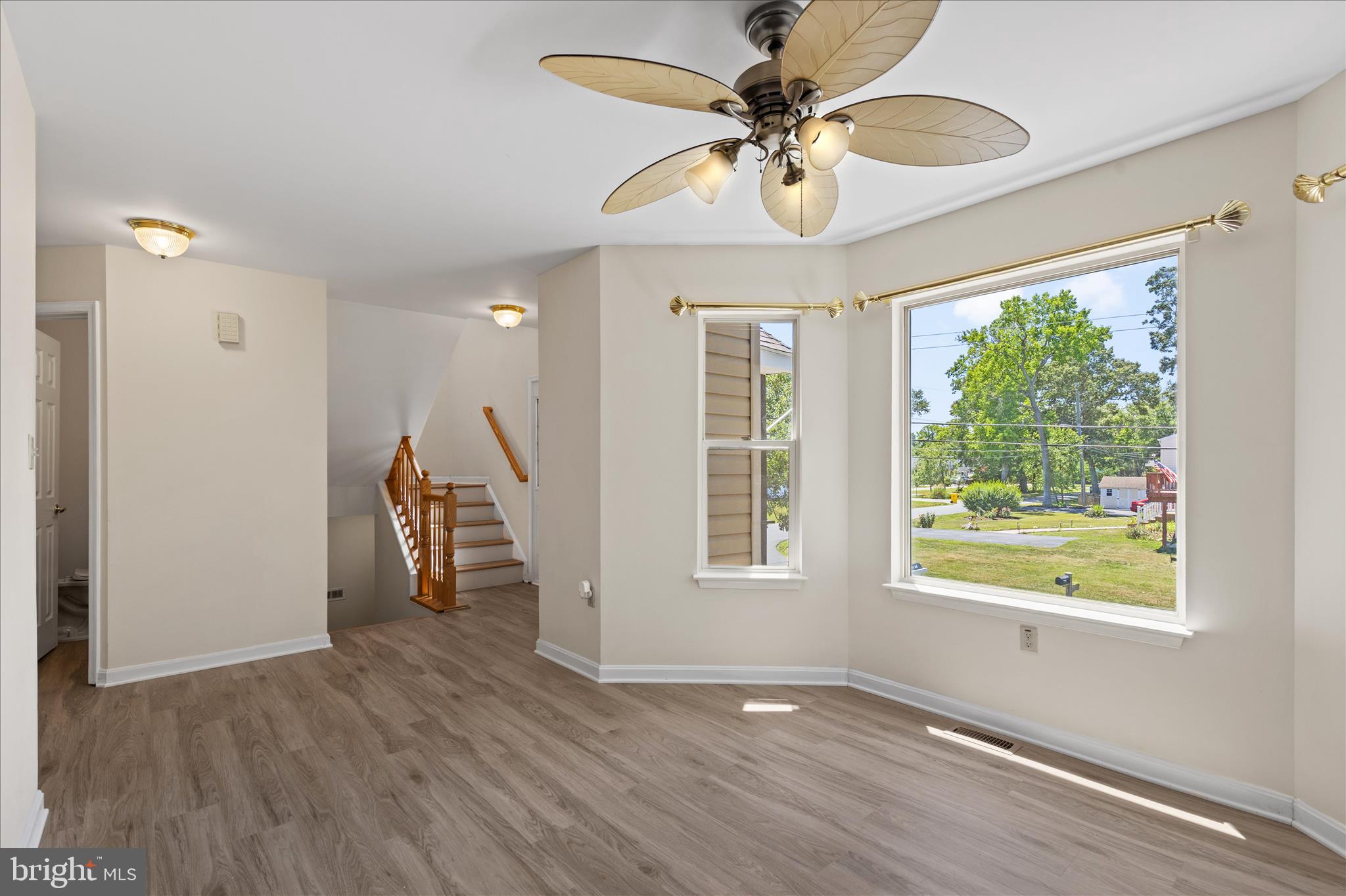 FRANKLIN MANOR BEACH - Residential