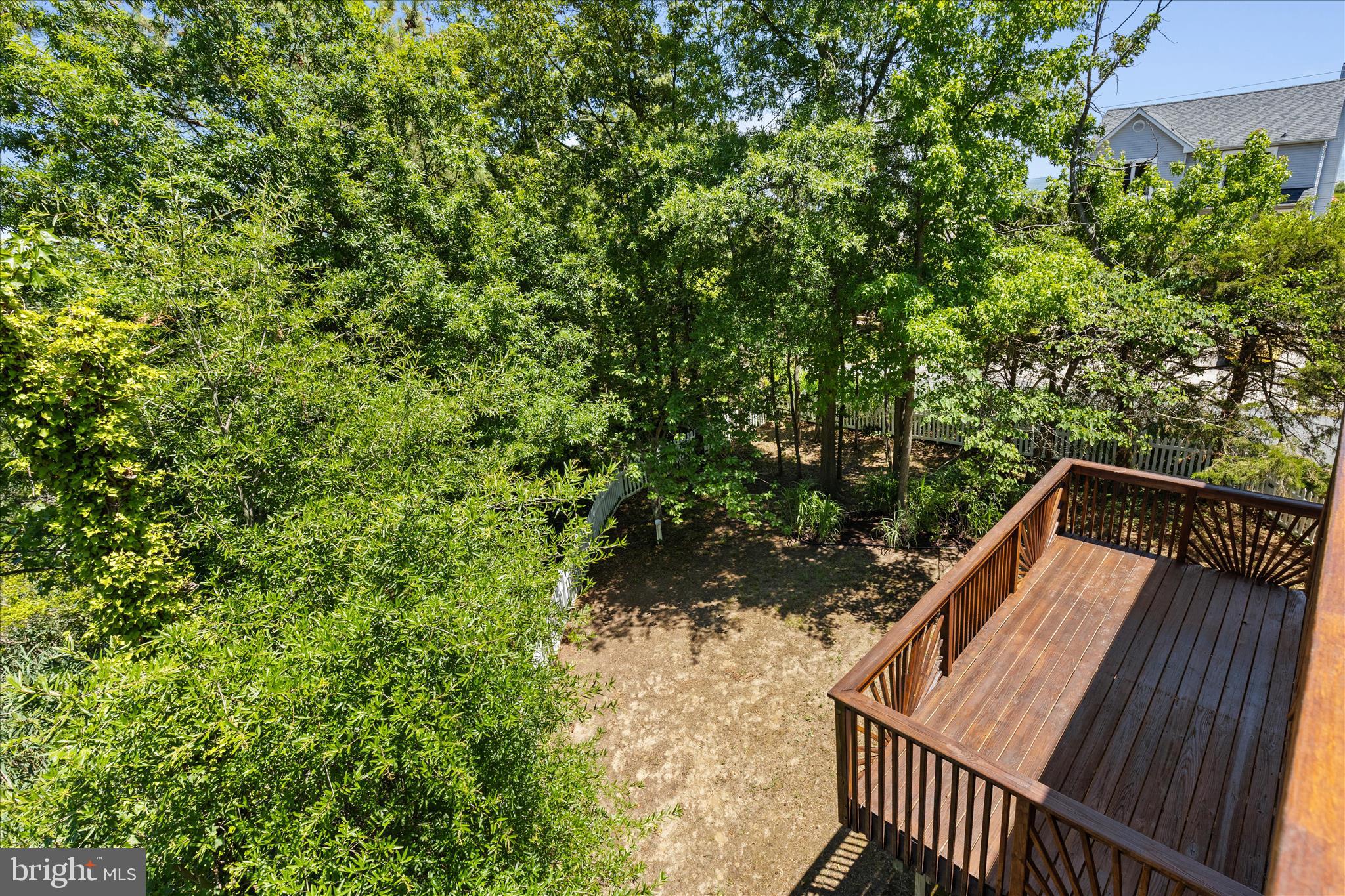FRANKLIN MANOR BEACH - Residential