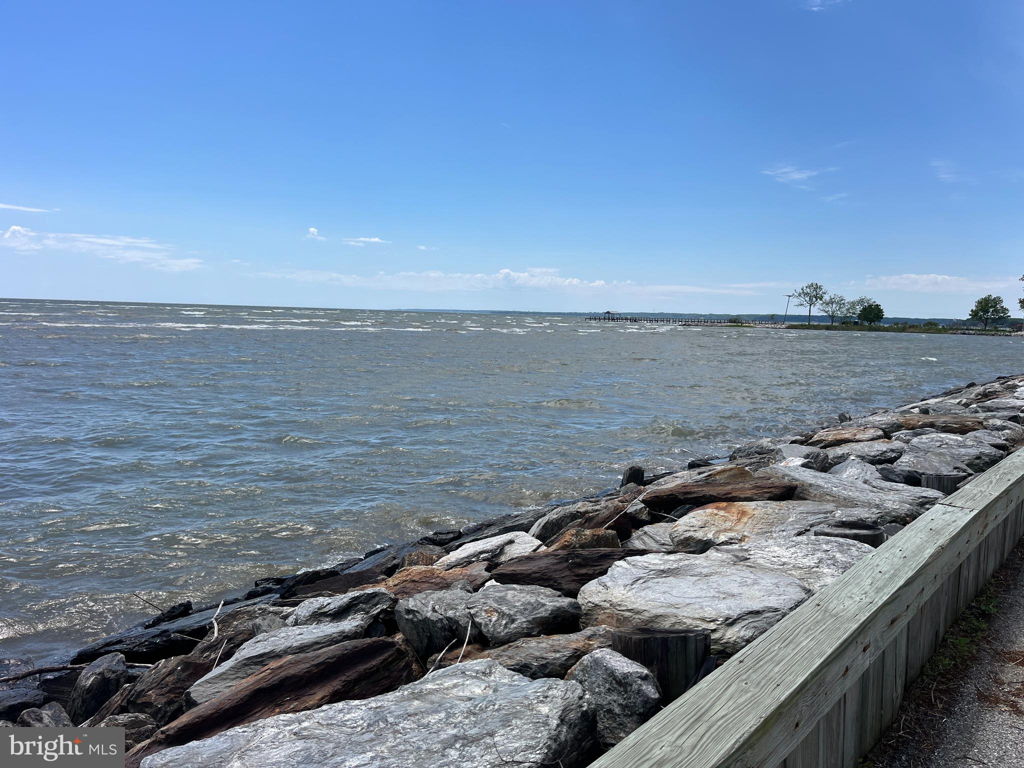 FRANKLIN MANOR BEACH - Residential