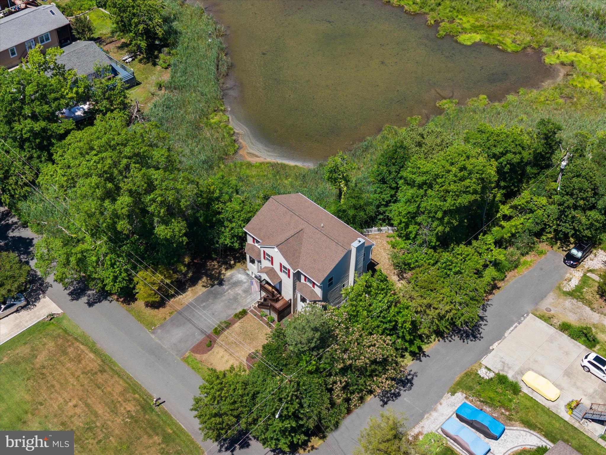 FRANKLIN MANOR BEACH - Residential