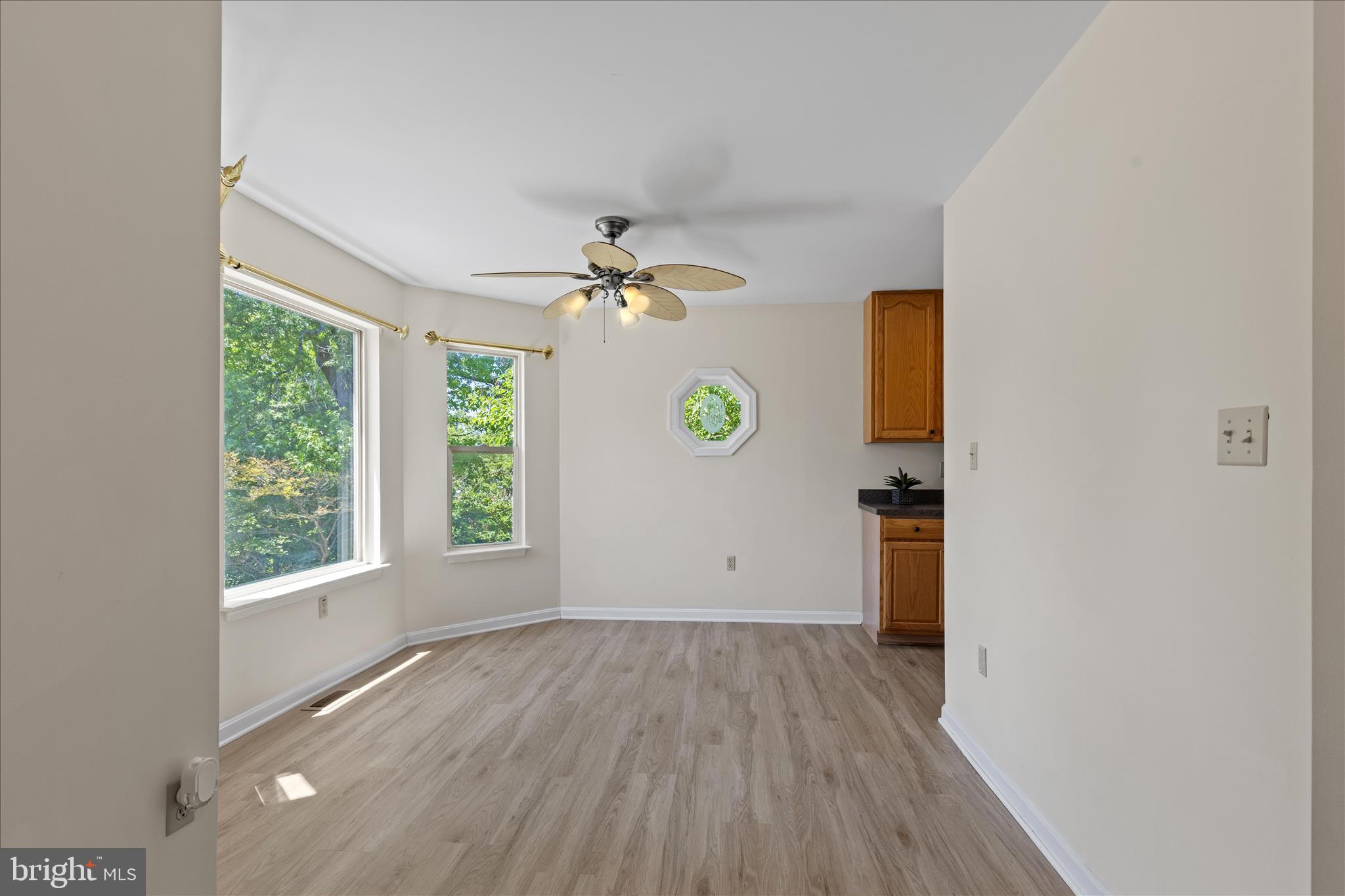 FRANKLIN MANOR BEACH - Residential
