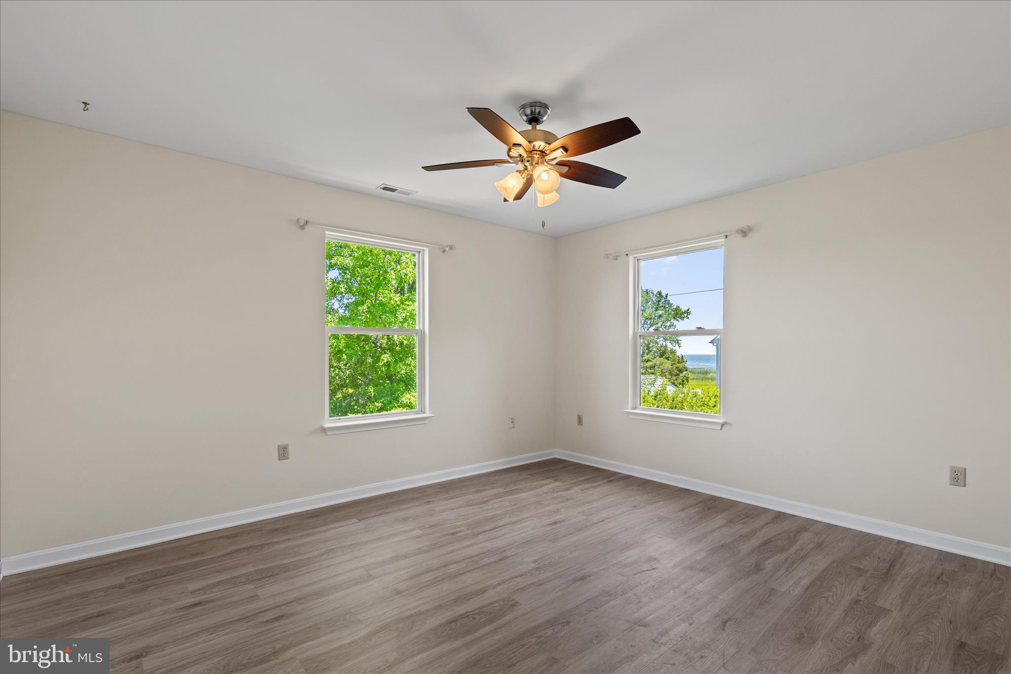 FRANKLIN MANOR BEACH - Residential