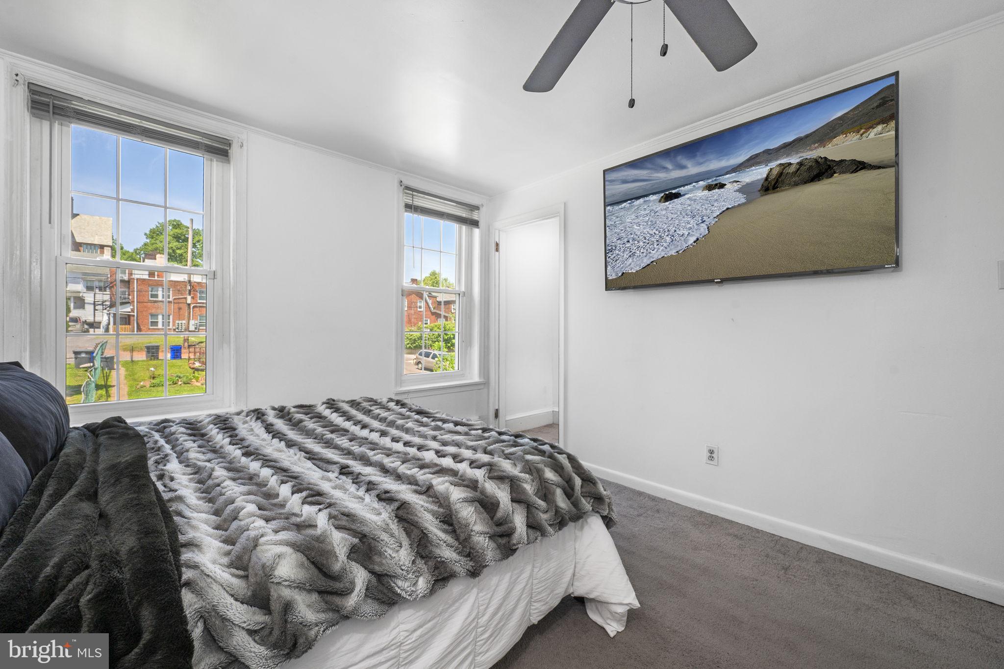 POTTSTOWN - Residential