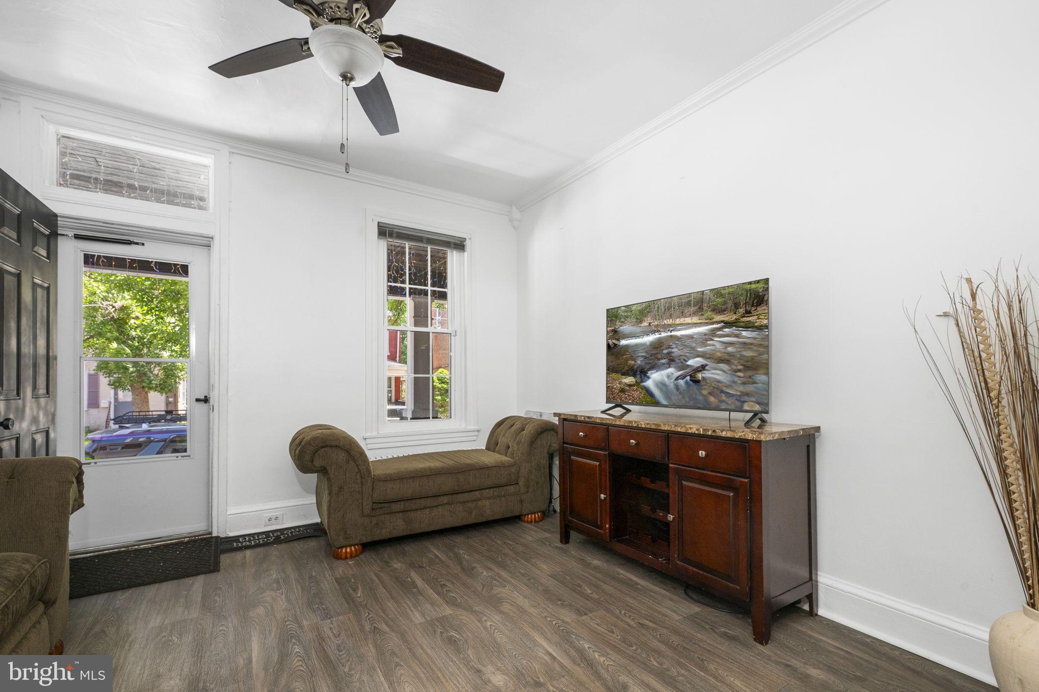 POTTSTOWN - Residential