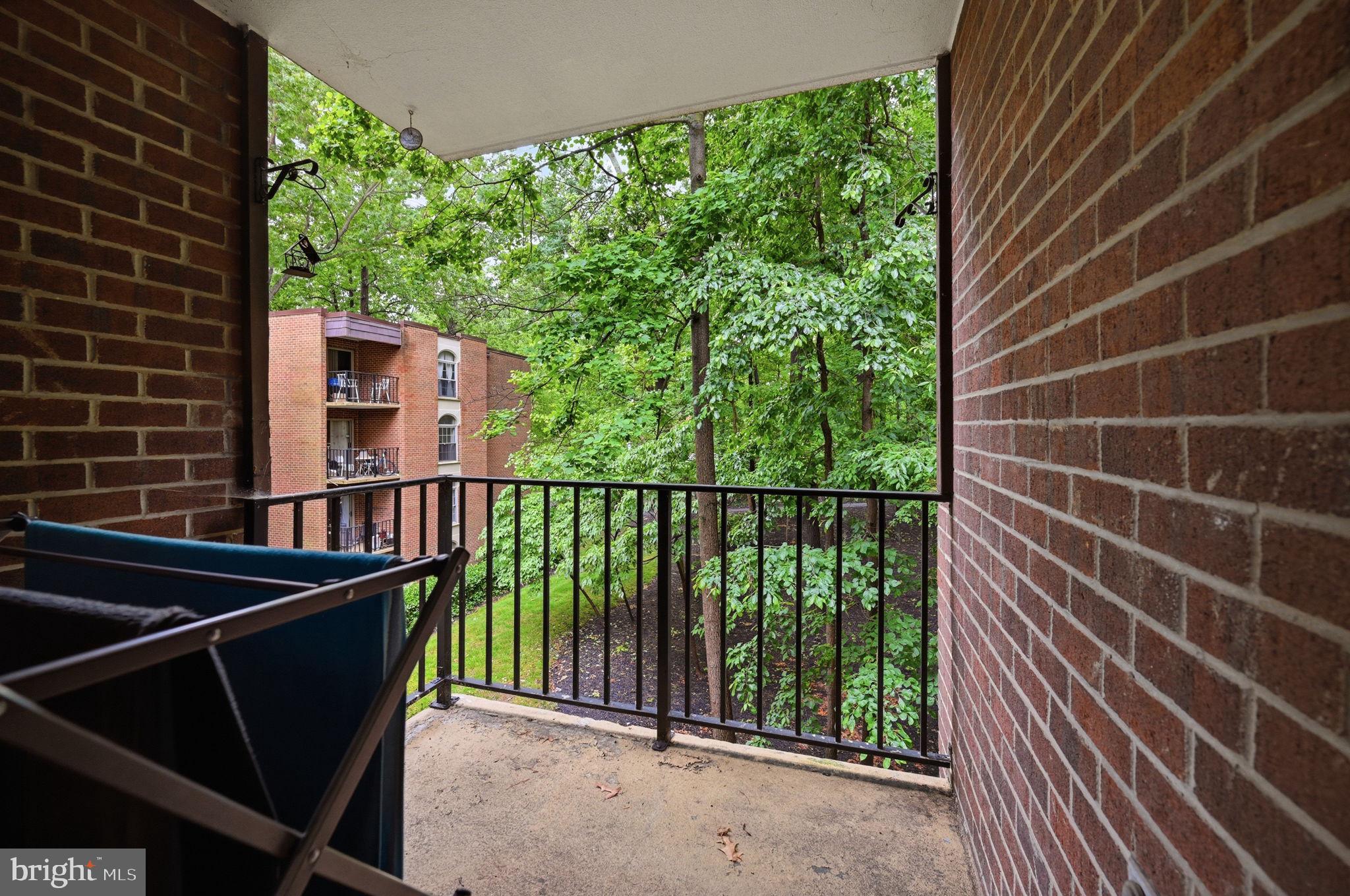 WOODBURN VILLAGE - Residential