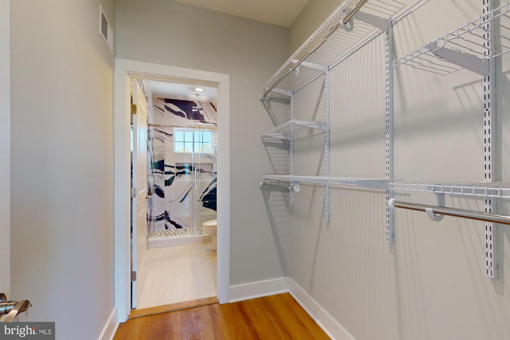 MILL CREEK - Residential