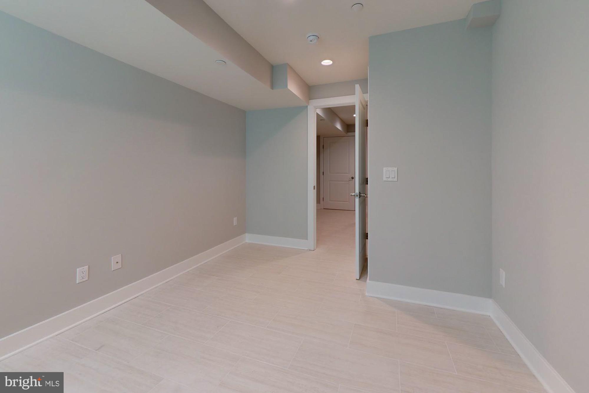MILL CREEK - Residential