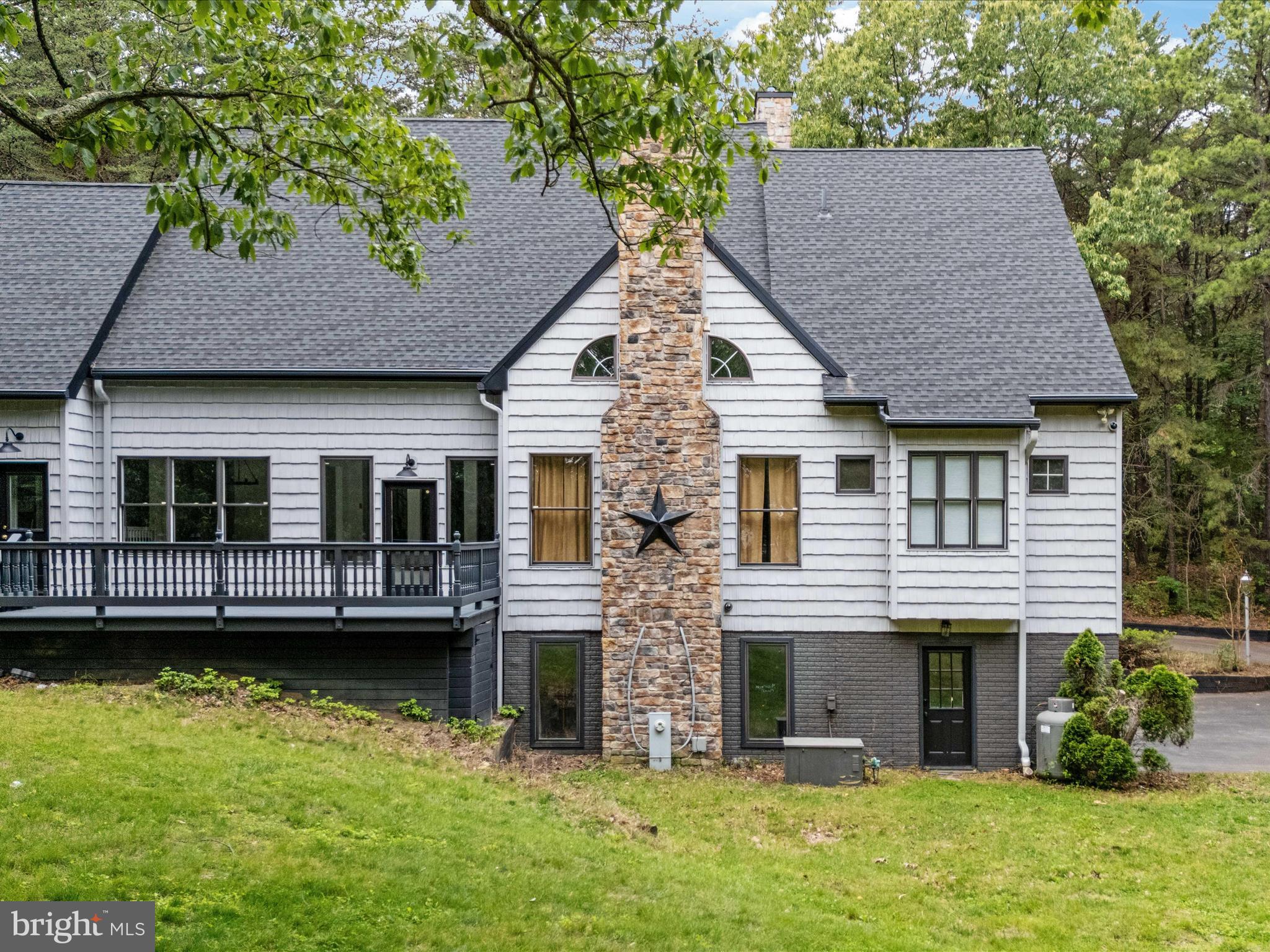 NORTH SHORE - Residential