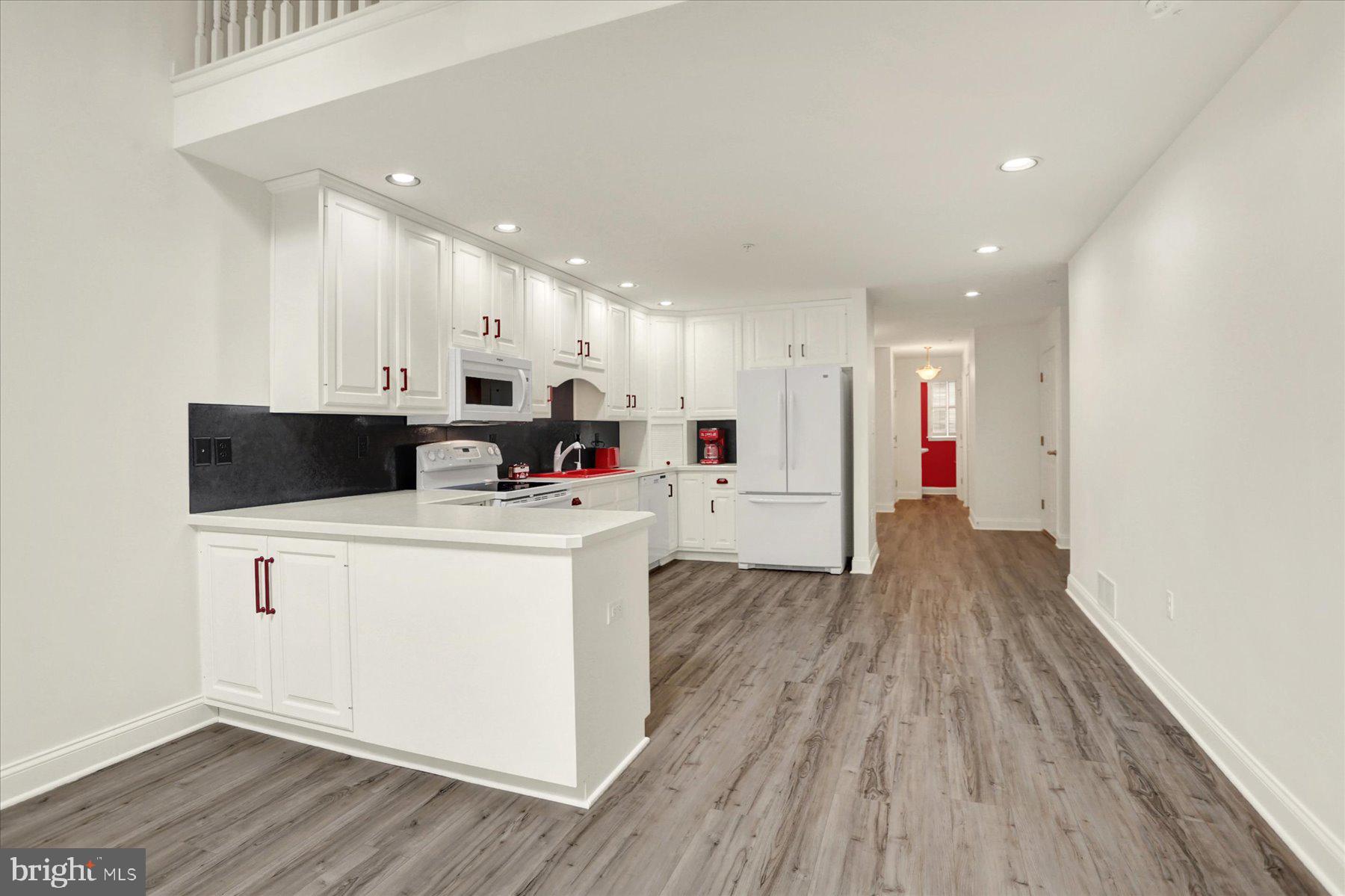 OLDE ORCHARD HILL - Residential