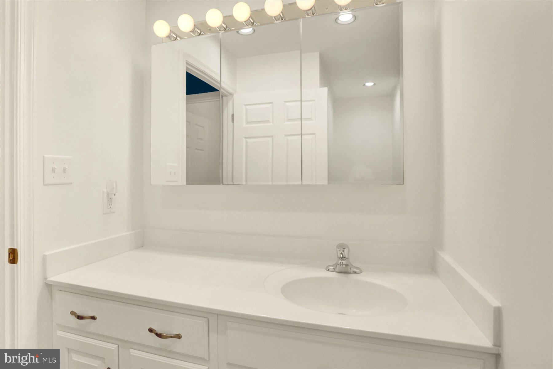 OLDE ORCHARD HILL - Residential