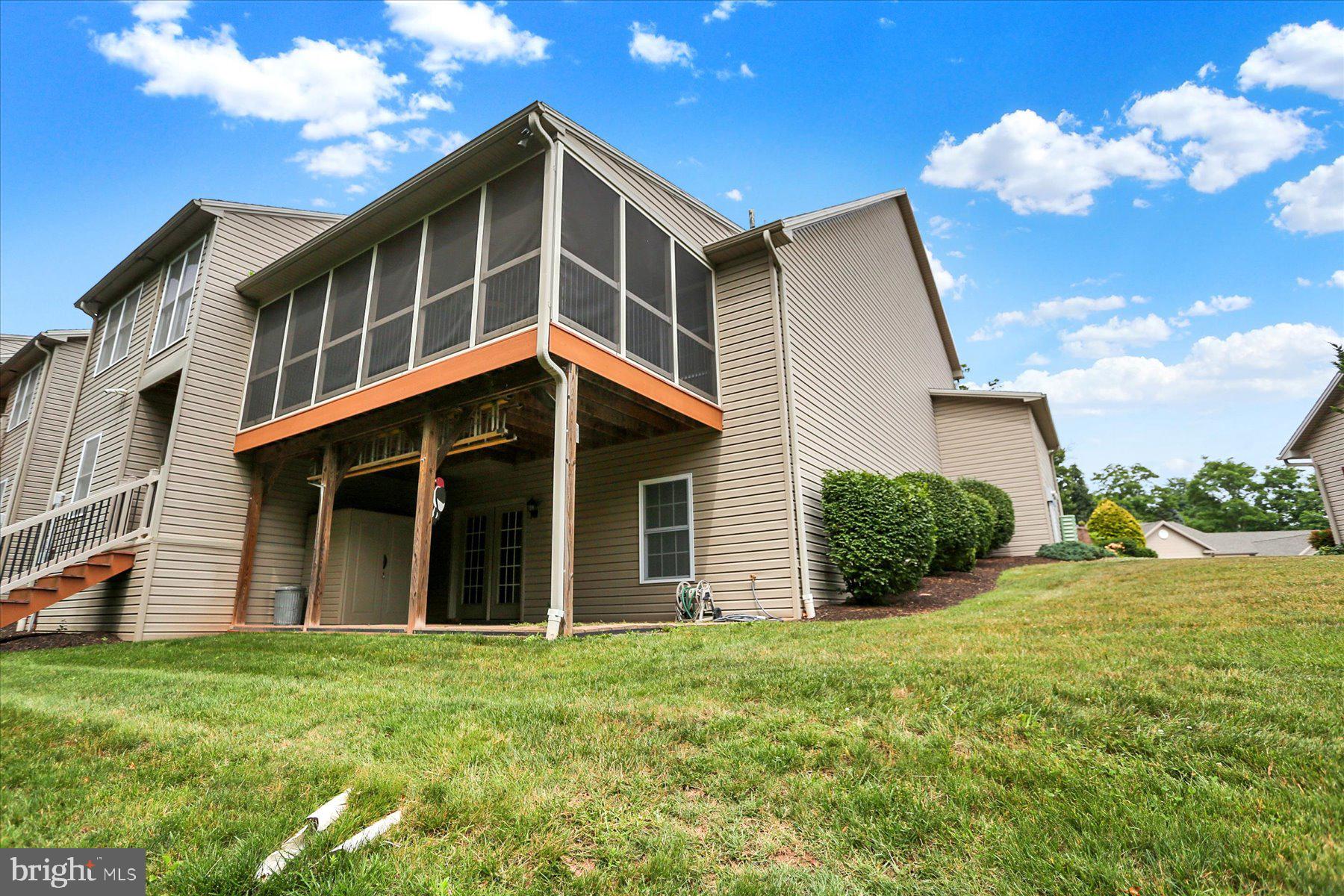 OLDE ORCHARD HILL - Residential