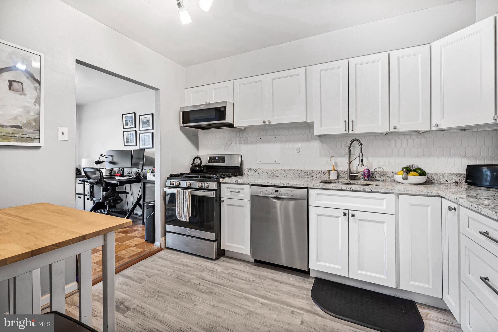 AMERICANA FINMARK - Residential
