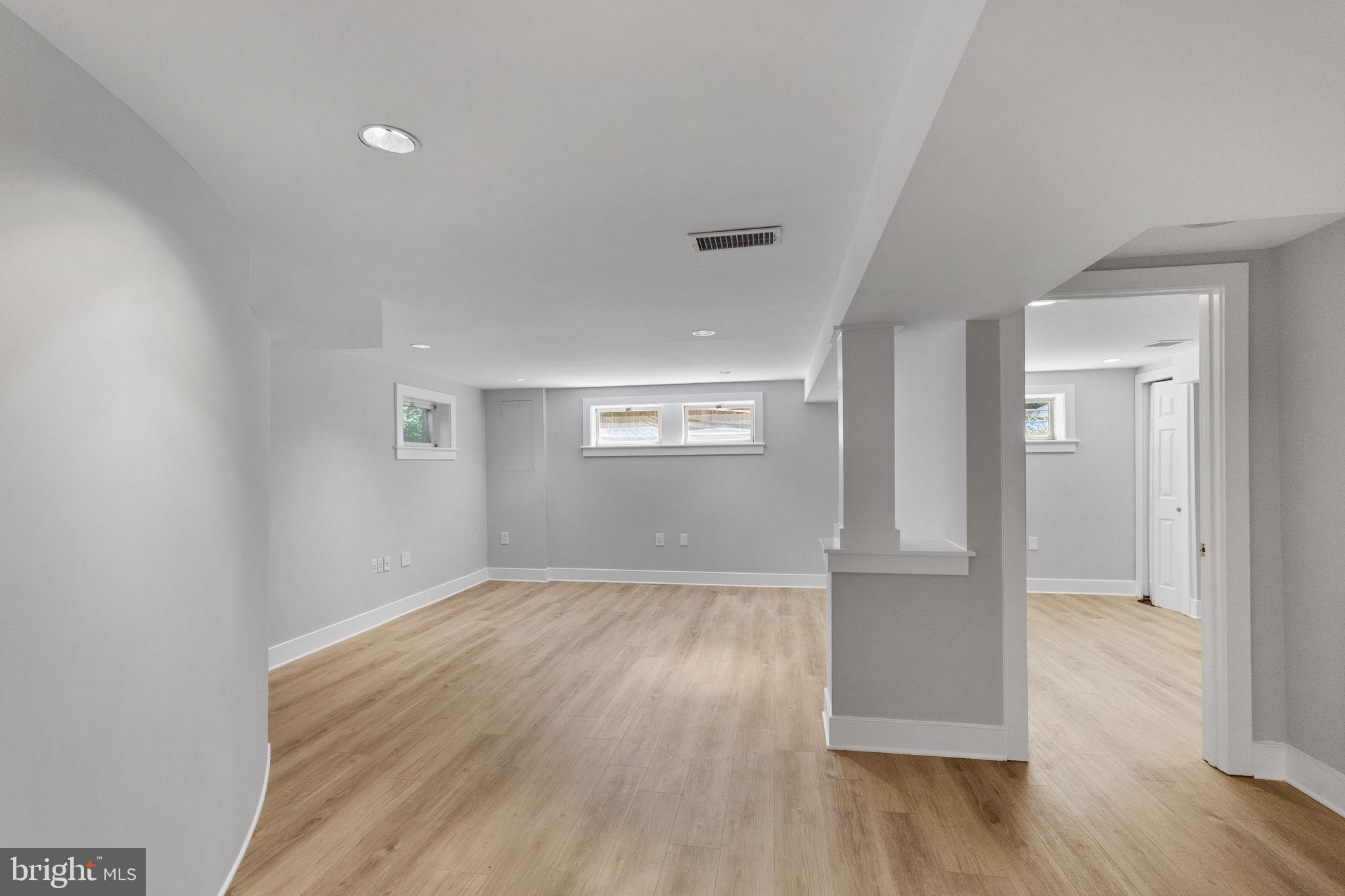 GARRETT PARK ESTATES - Residential