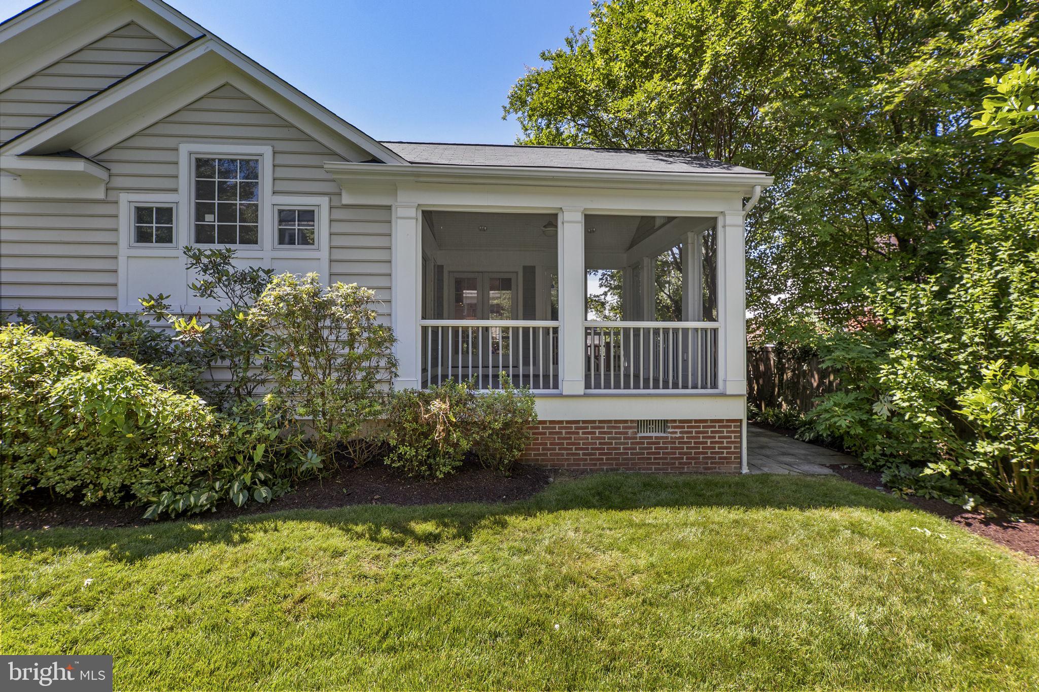 GARRETT PARK ESTATES - Residential