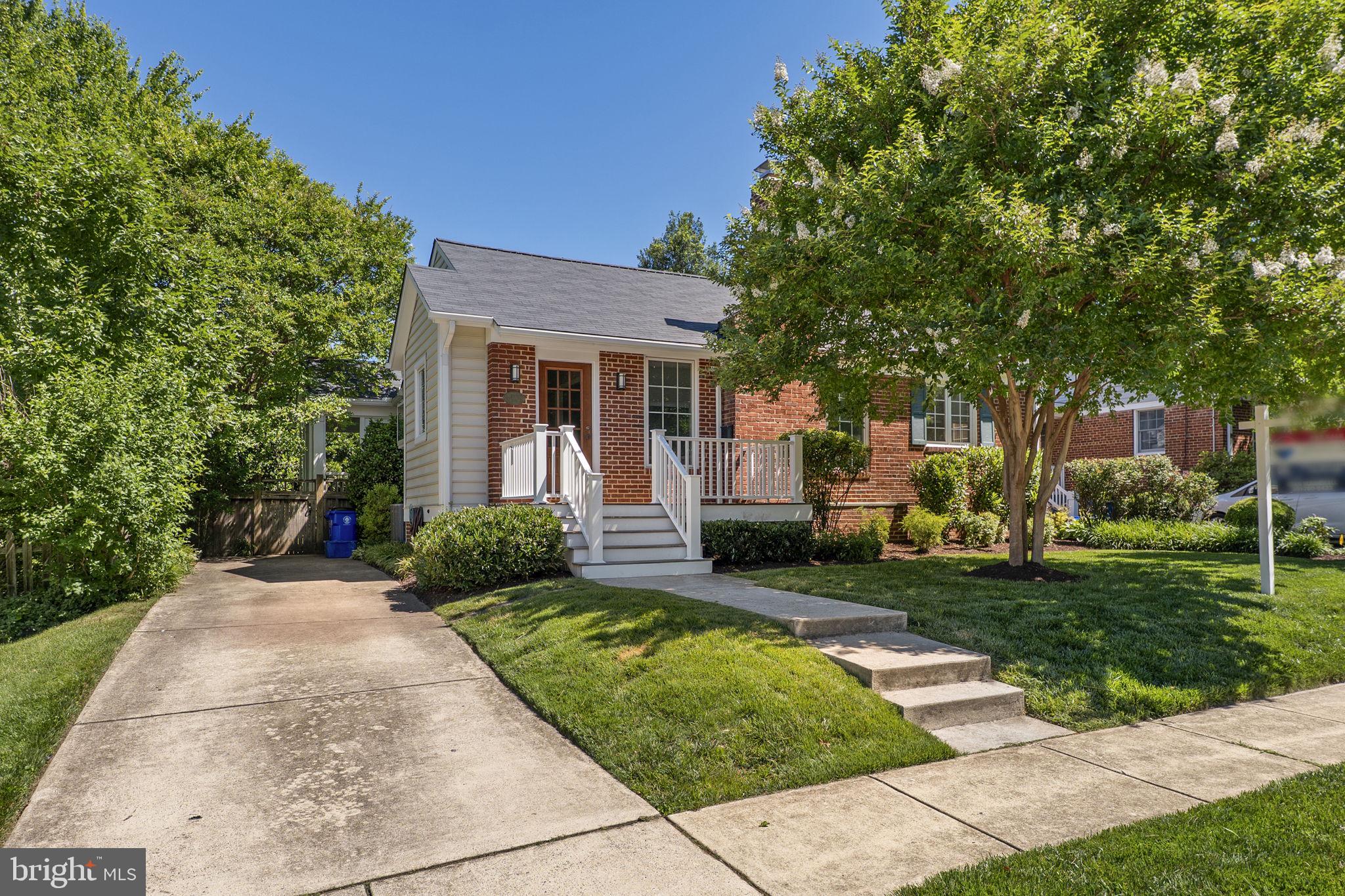GARRETT PARK ESTATES - Residential