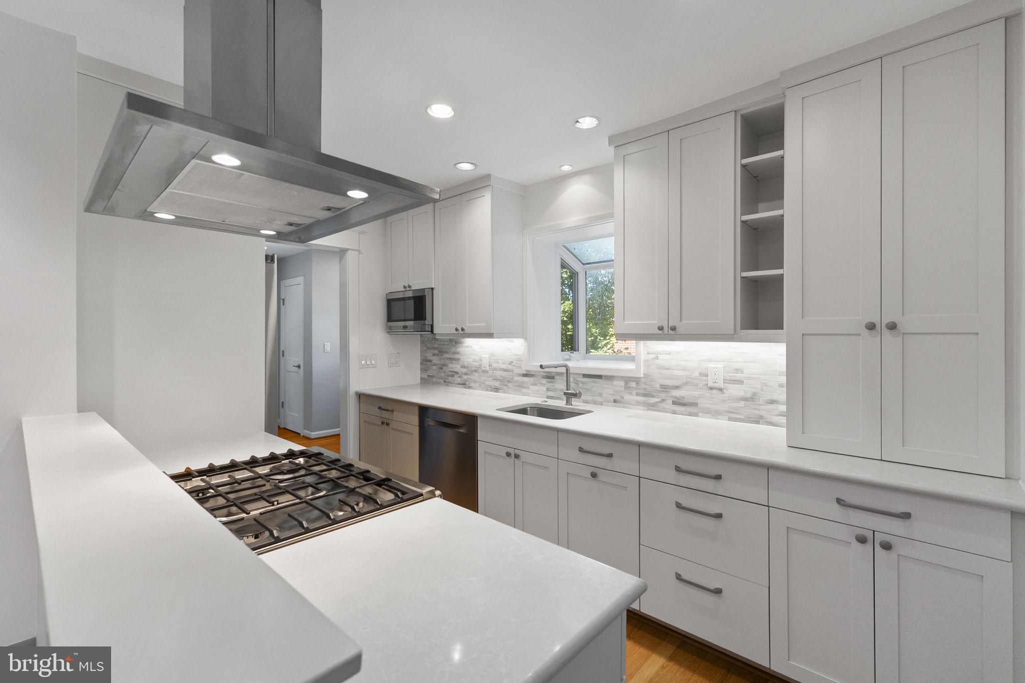 GARRETT PARK ESTATES - Residential