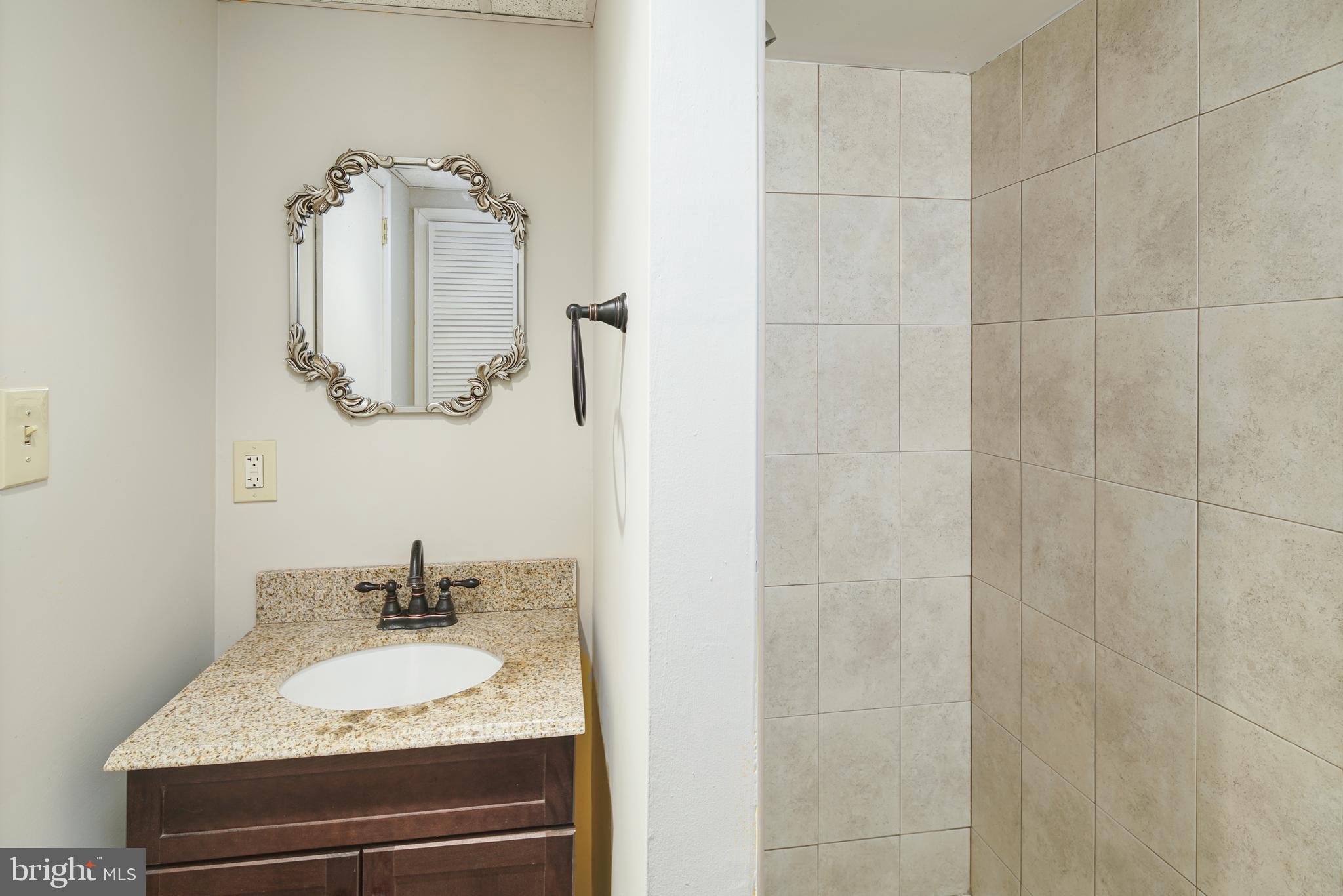 GRAYS FERRY - Residential