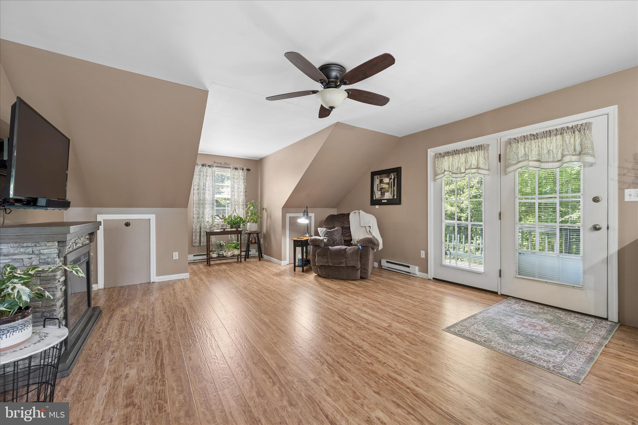 BOONSBORO - Residential