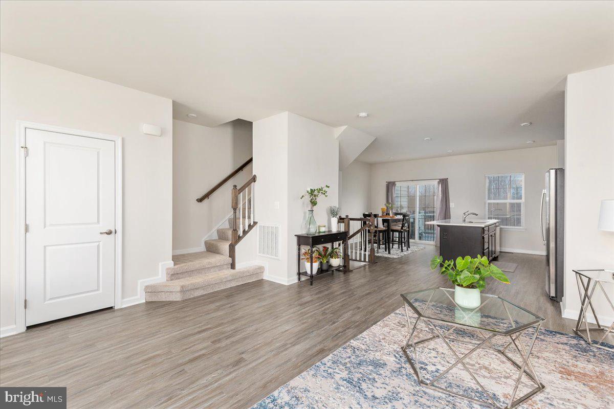 WILDERNESS SHORES - Residential