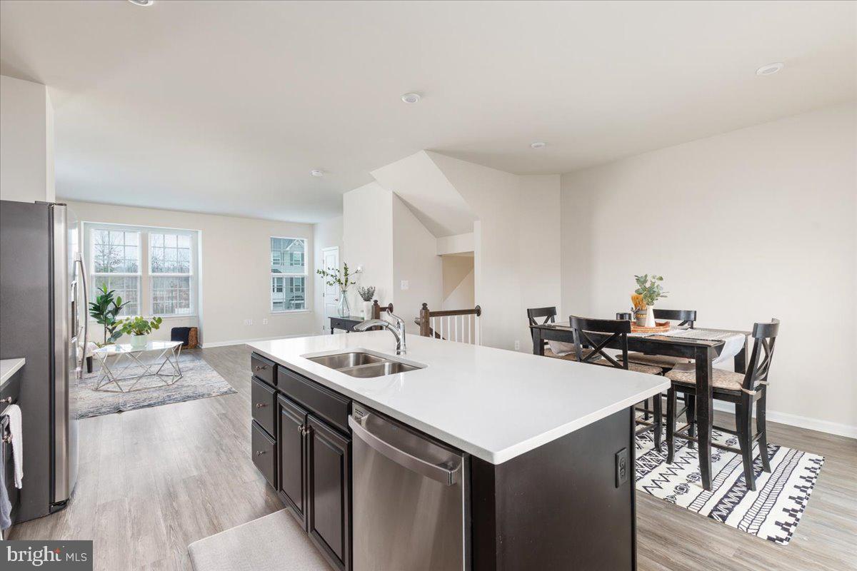 WILDERNESS SHORES - Residential