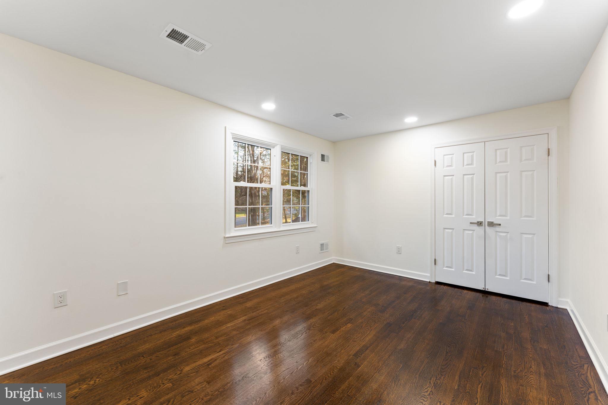 HERITAGE WALK - Residential