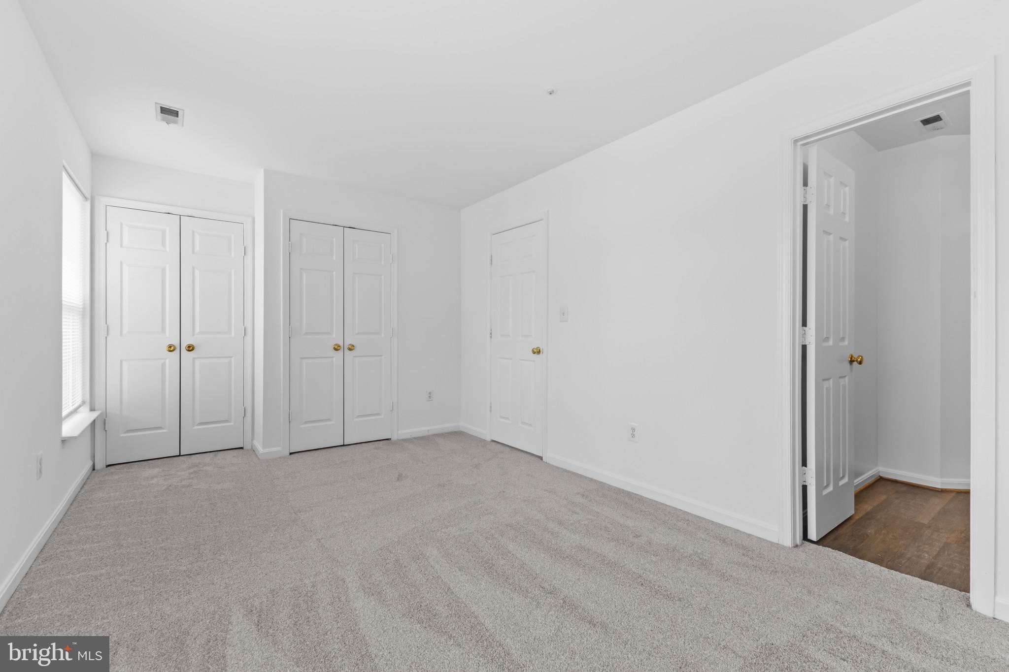 KINGS GRANT - Residential