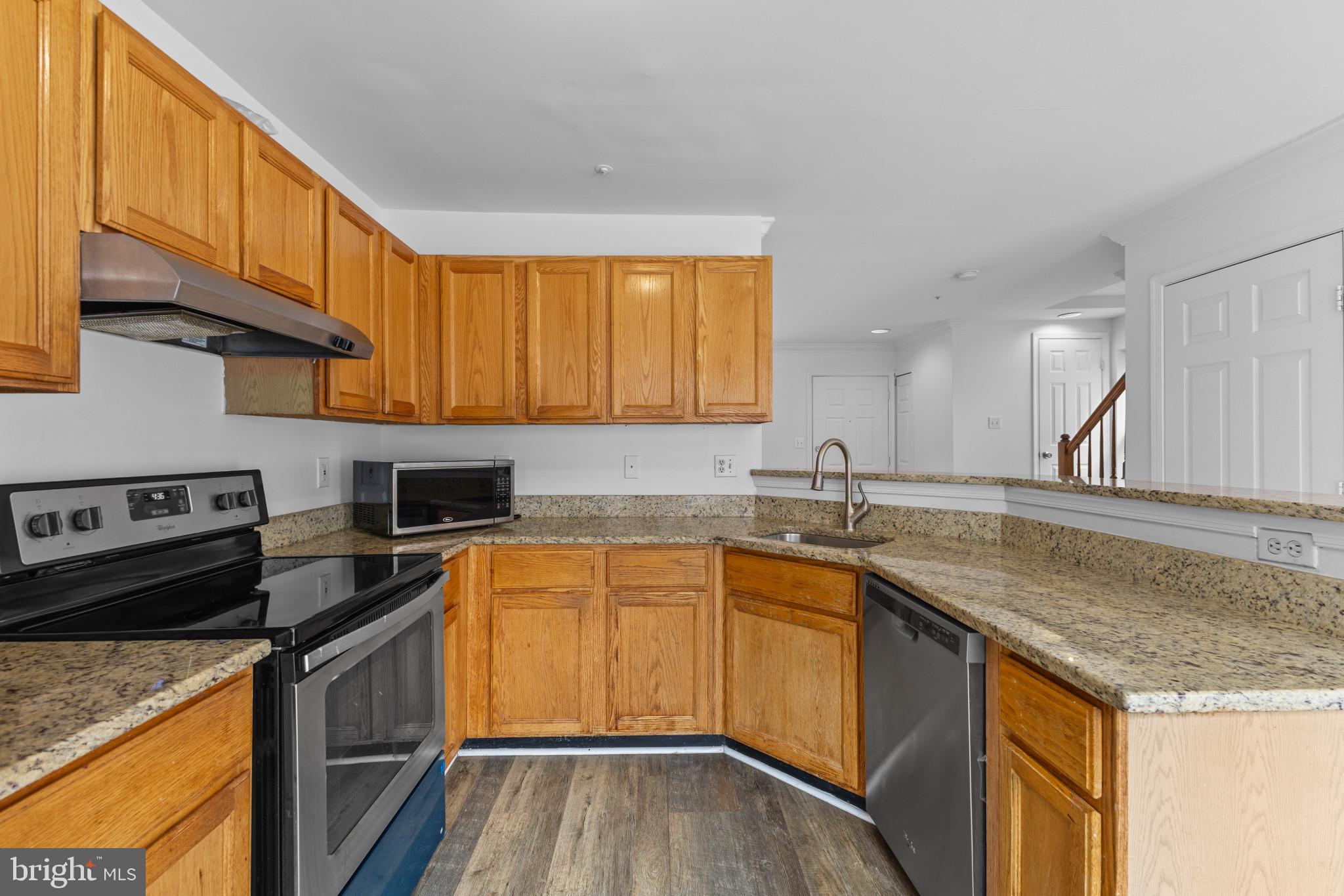 KINGS GRANT - Residential