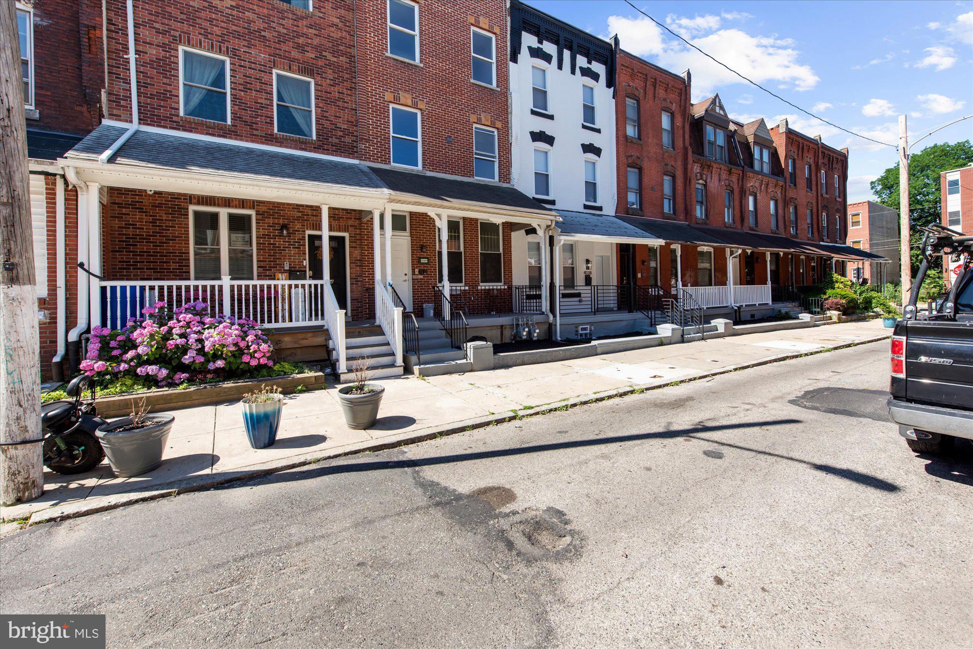 WEST POWELTON - Residential