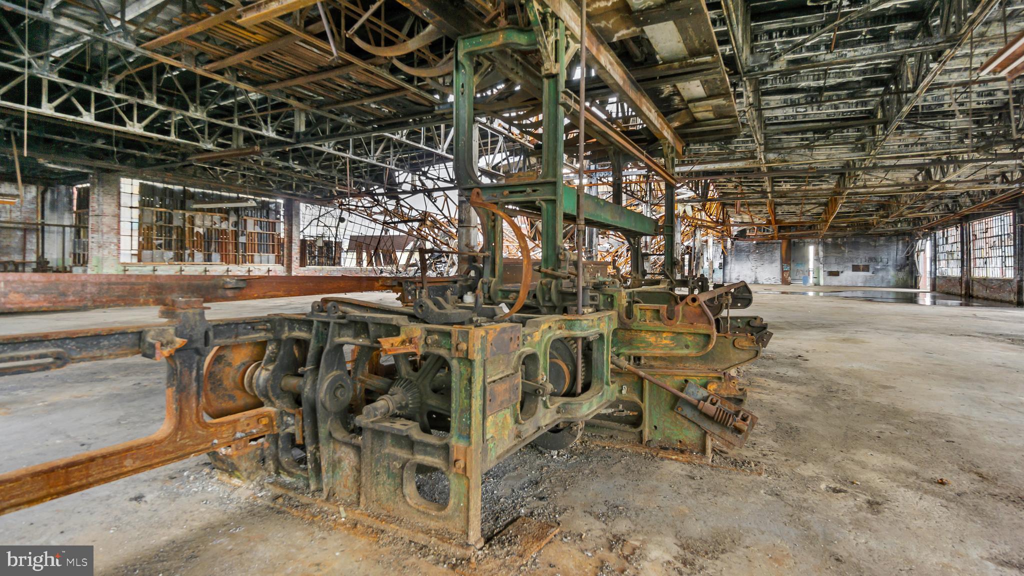 HARROWGATE - Commercial Sale