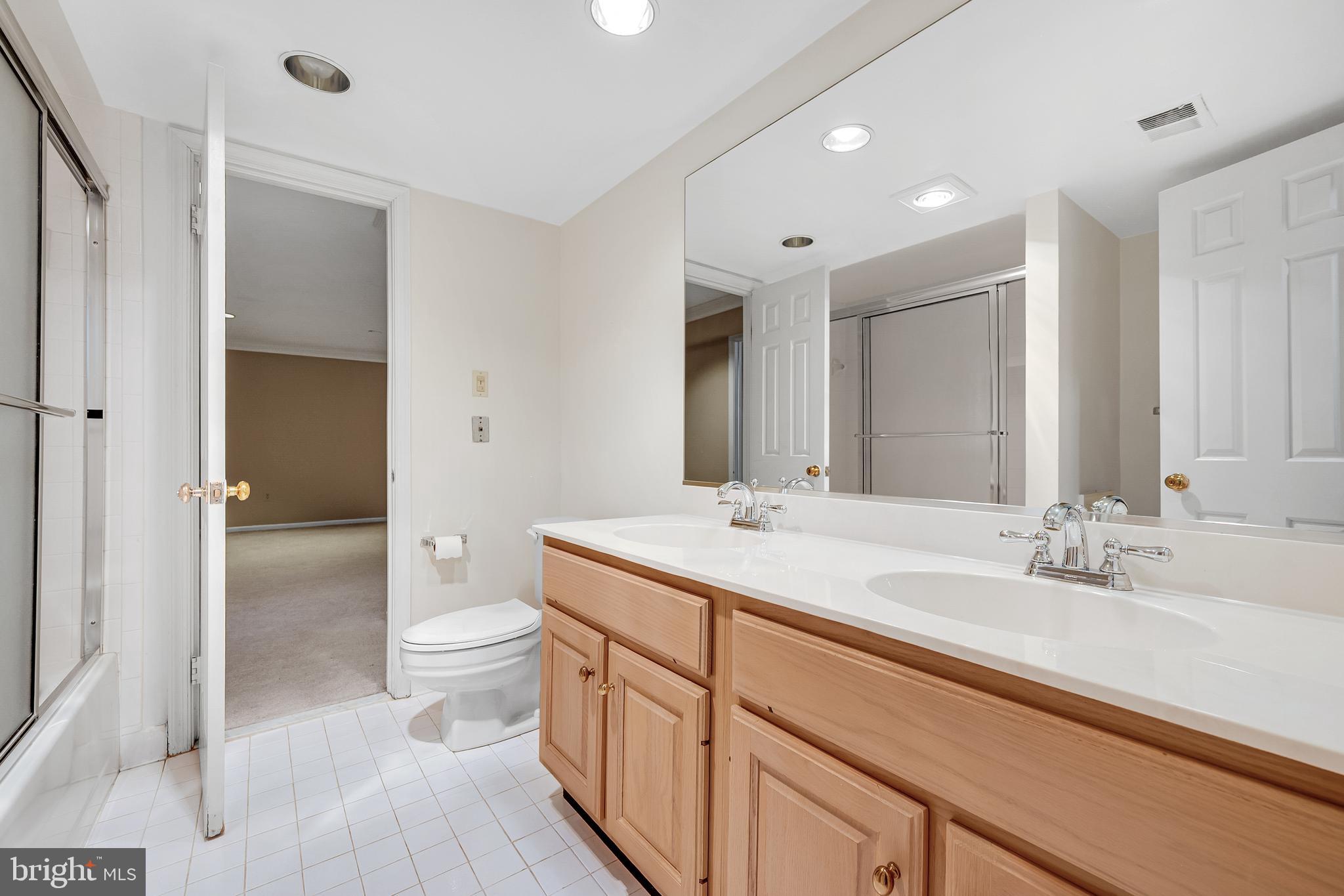 TIMBERLAWN - Residential