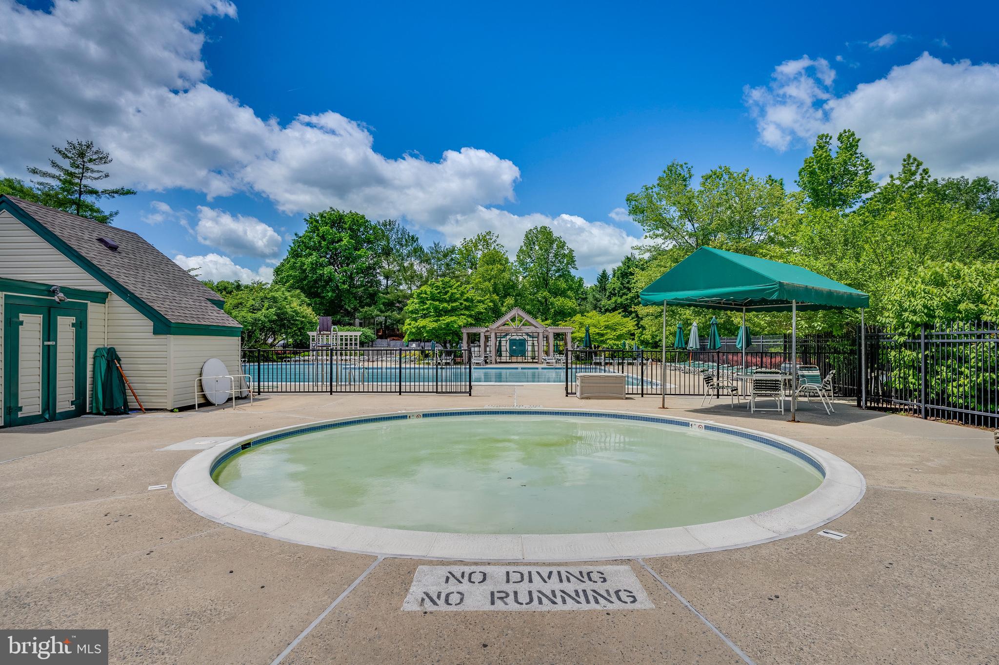 TIMBERLAWN - Residential