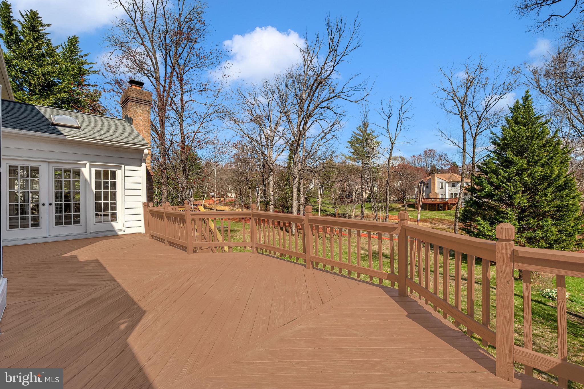 TIMBERLAWN - Residential
