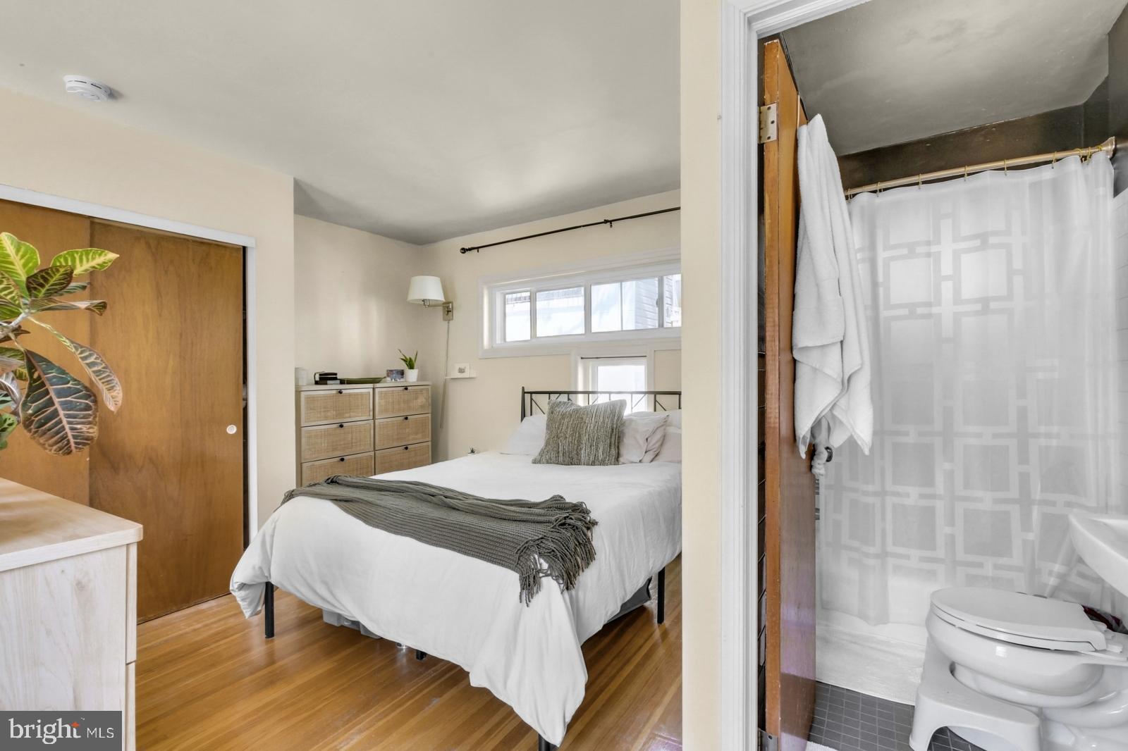 RITTENHOUSE SQUARE - Residential Lease