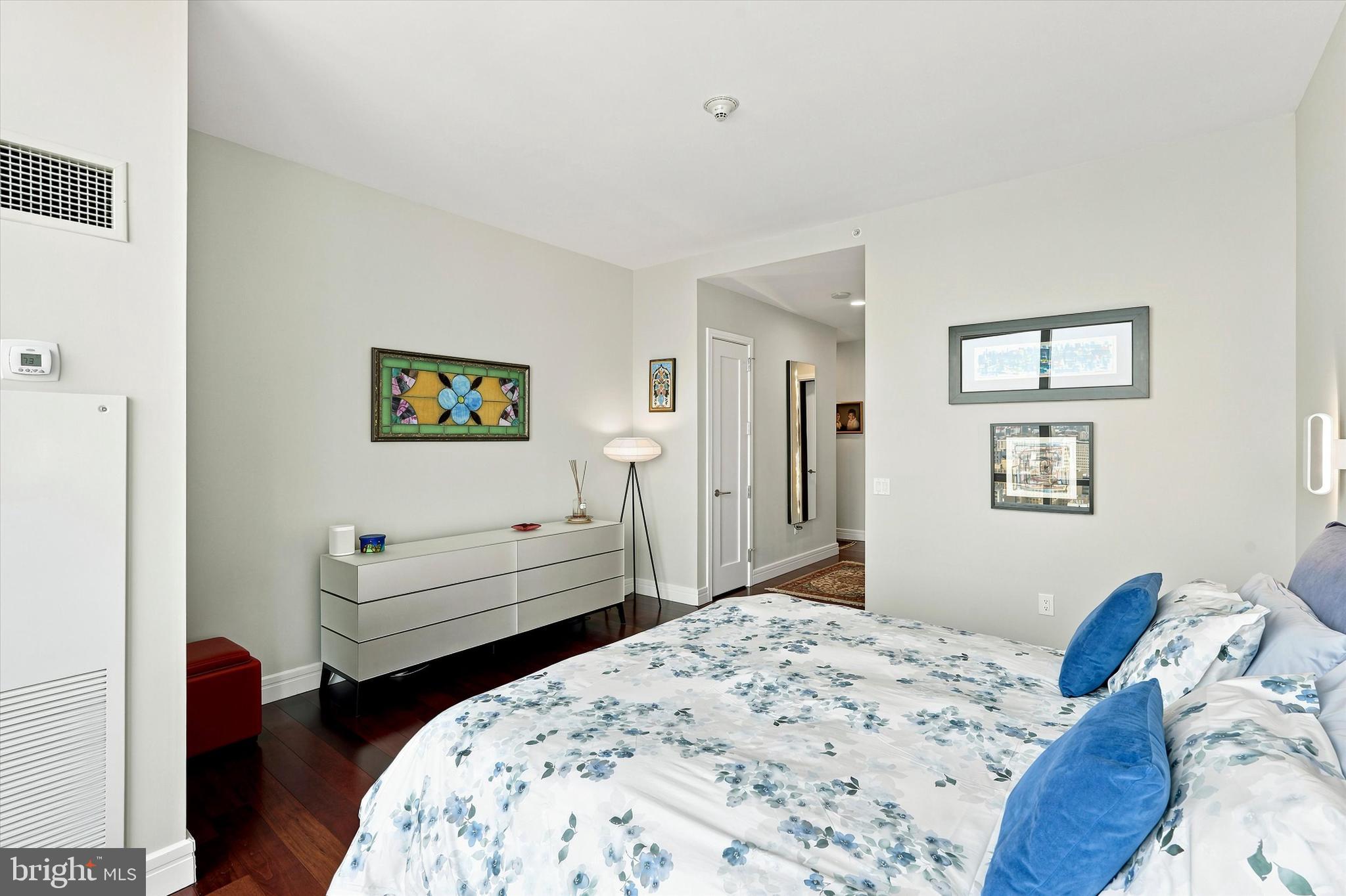 CENTER CITY - Residential