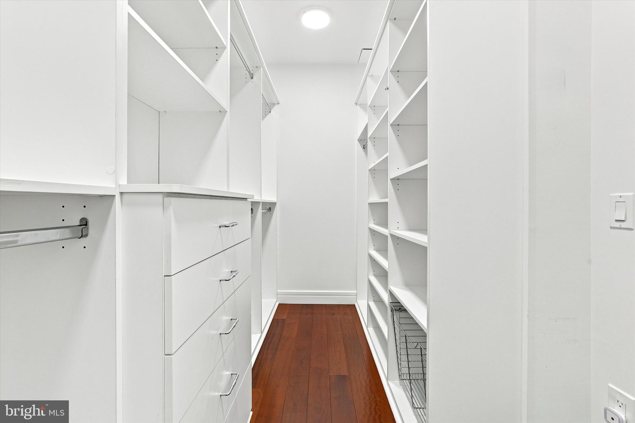 CENTER CITY - Residential