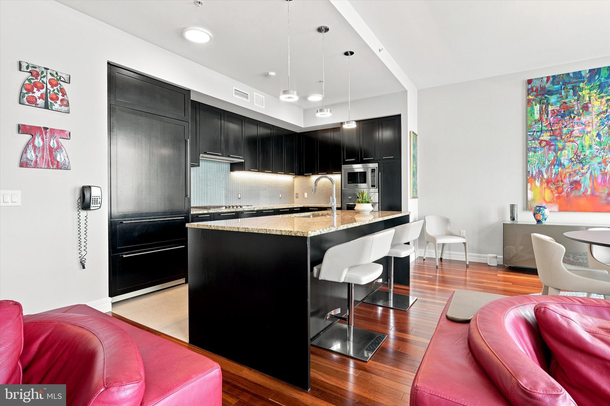 CENTER CITY - Residential