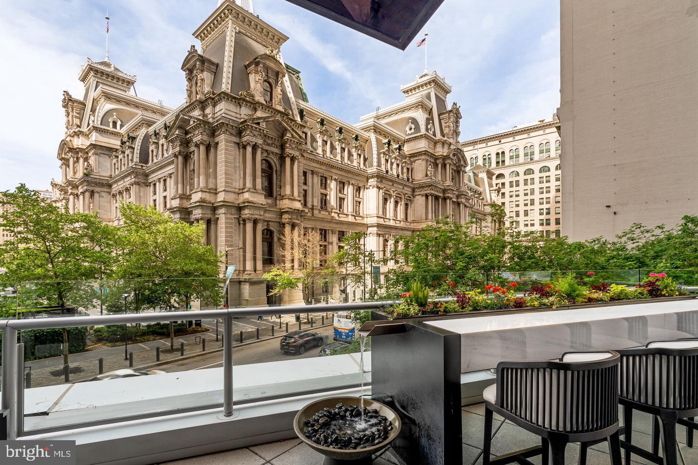 CENTER CITY - Residential