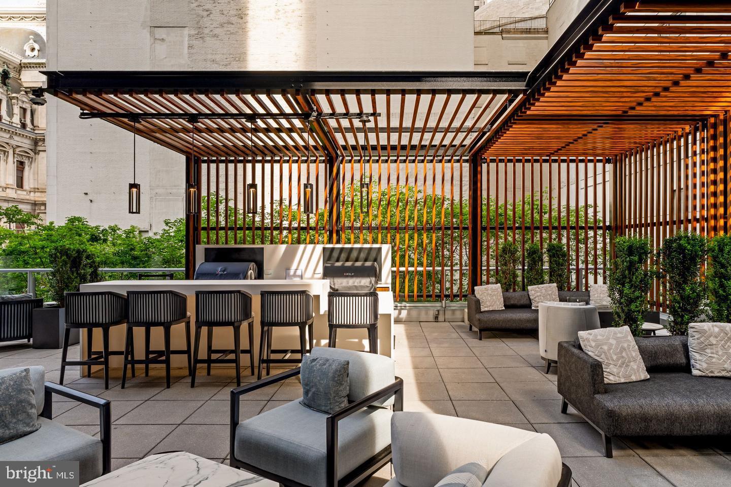 CENTER CITY - Residential