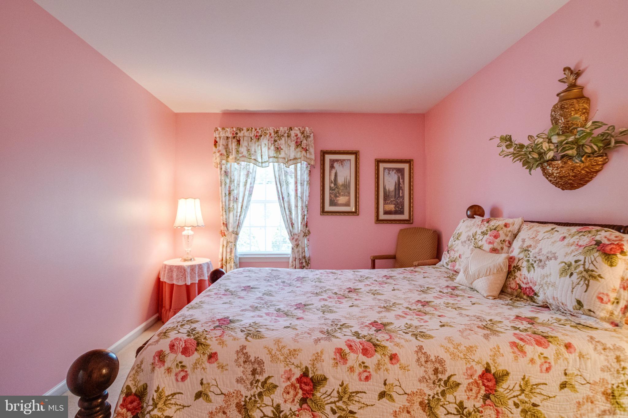 FOXBOROUGH FARMS - Residential