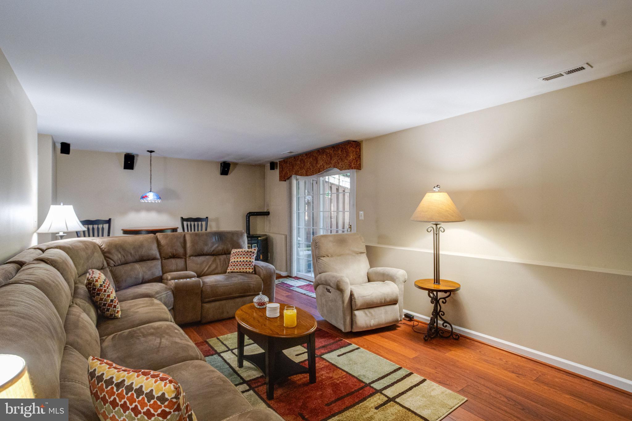 FOXBOROUGH FARMS - Residential